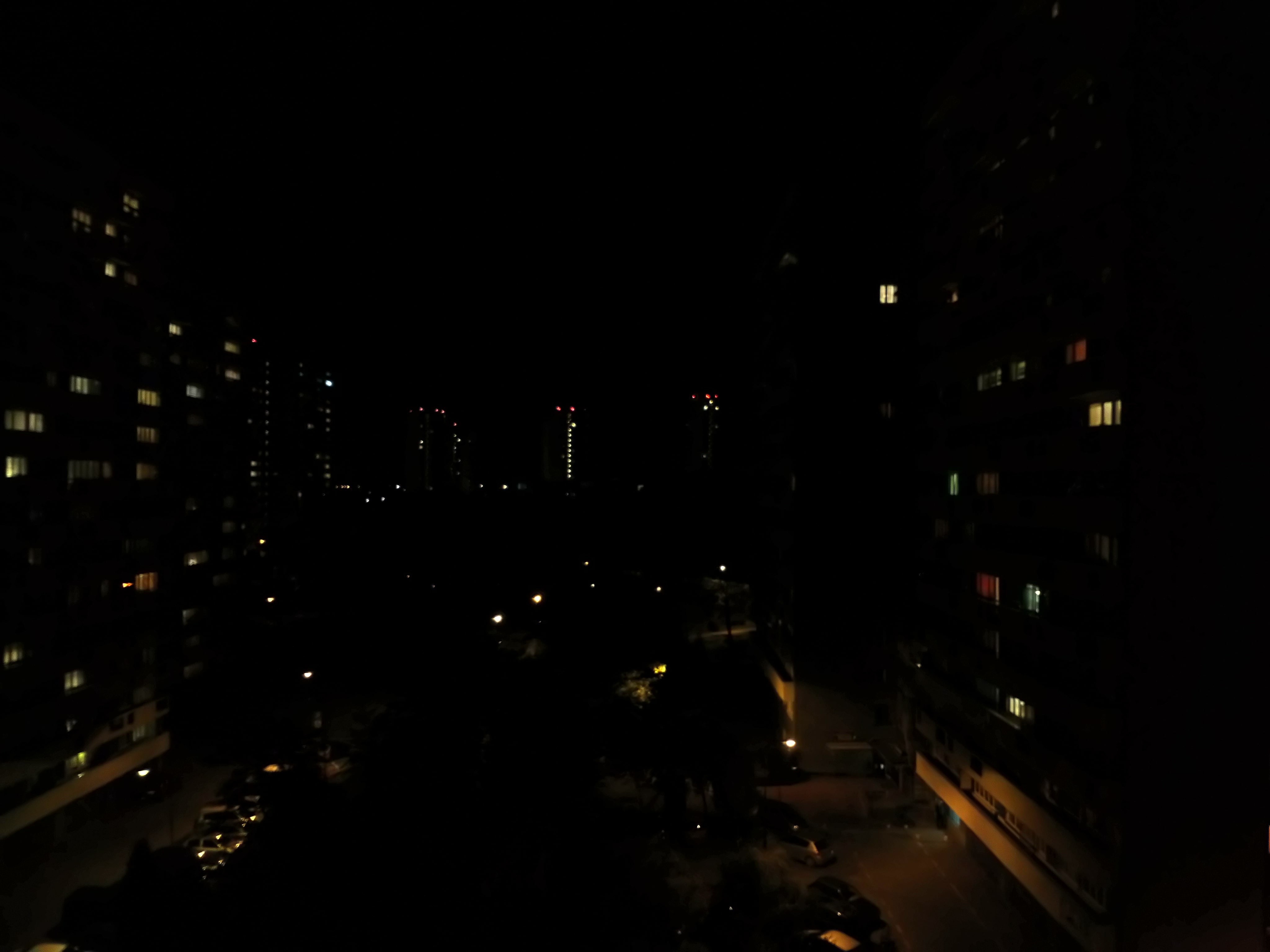 Zdjęcia nocne - Sony Xperia L1