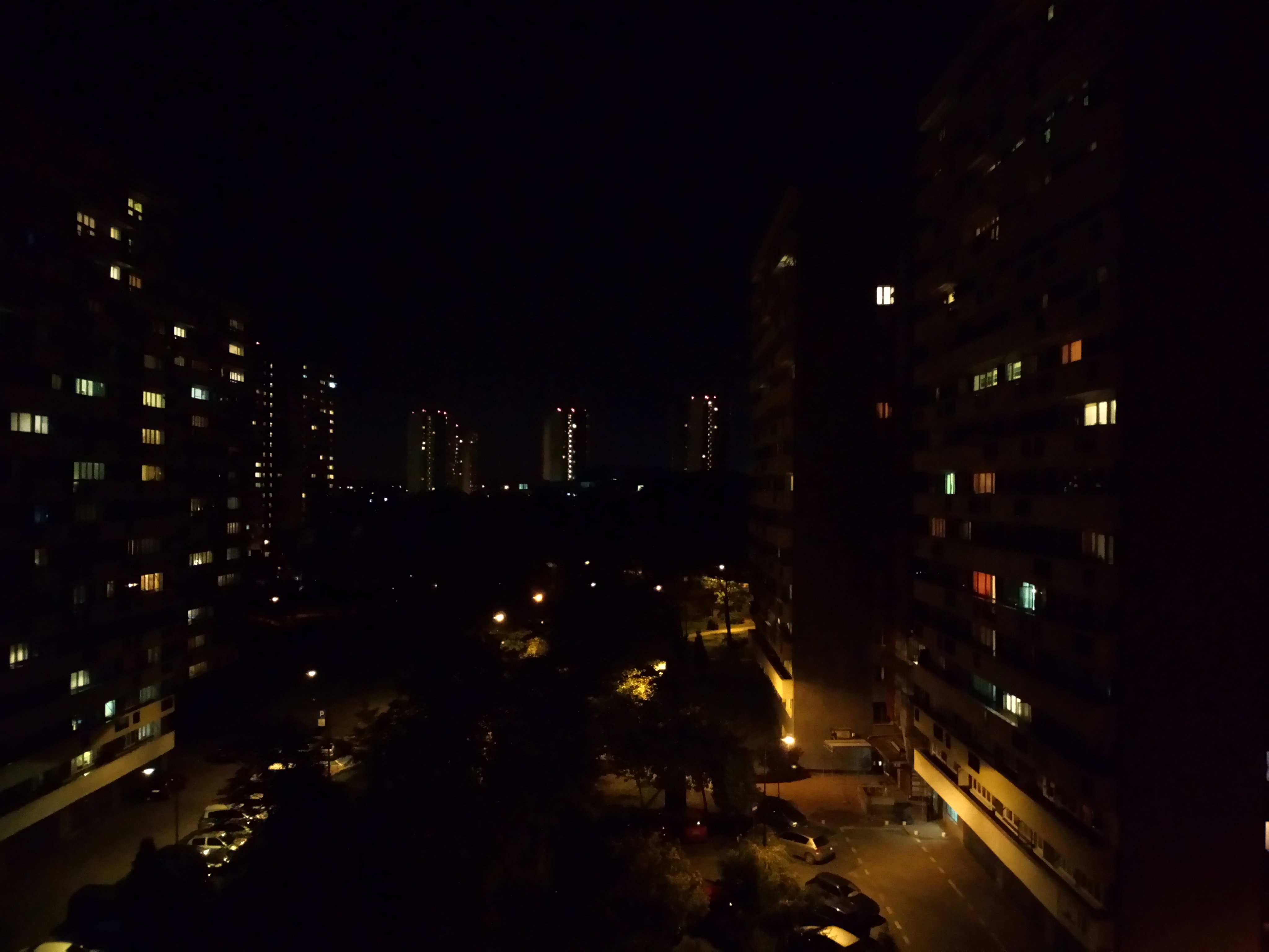 Zdjęcia nocne - Sony Xperia L1