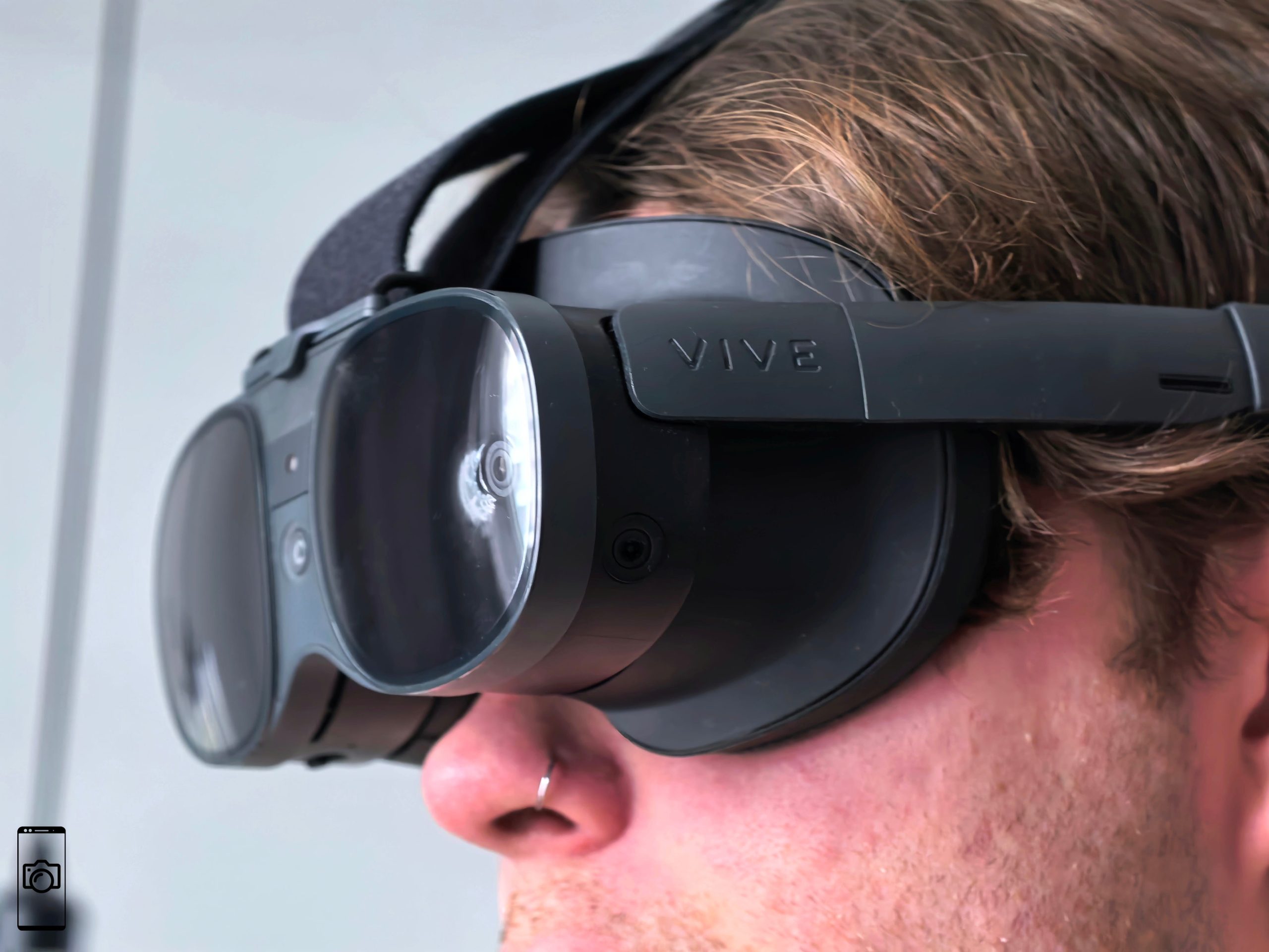 HTC VIVE XR Elite