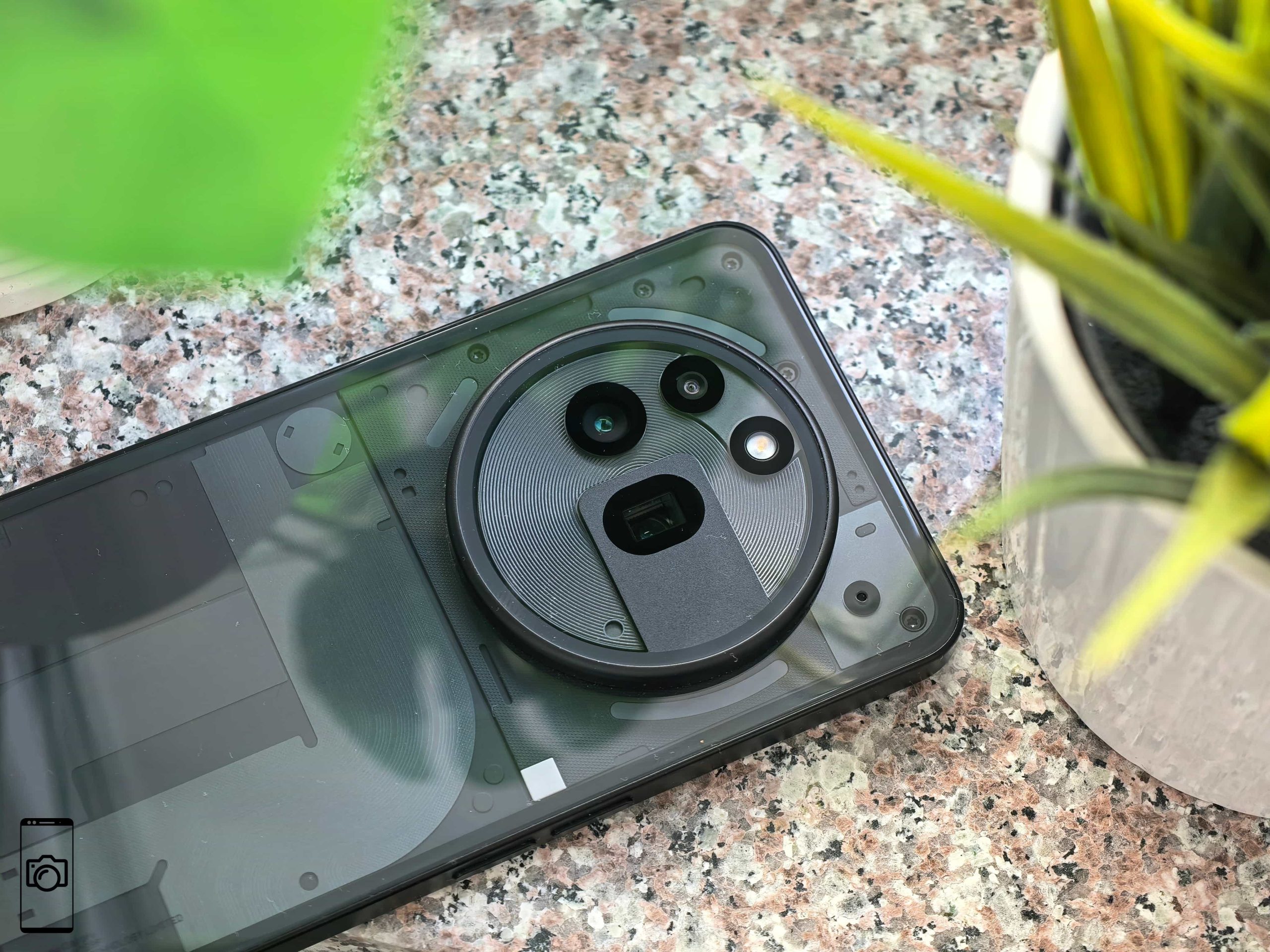 Nothing Phone (3a) Pro