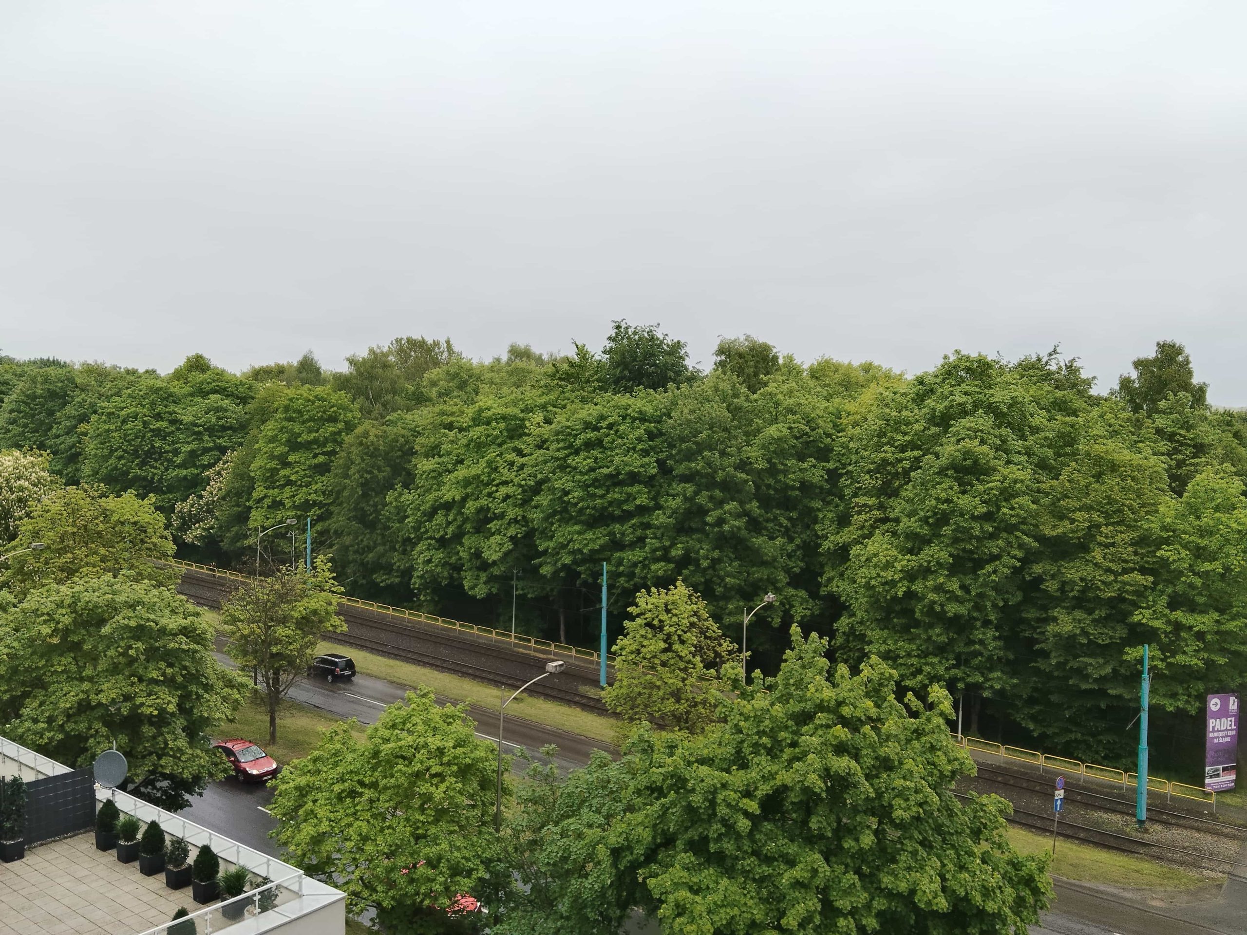 Pochmurna pogoda - OPPO Reno13 FS