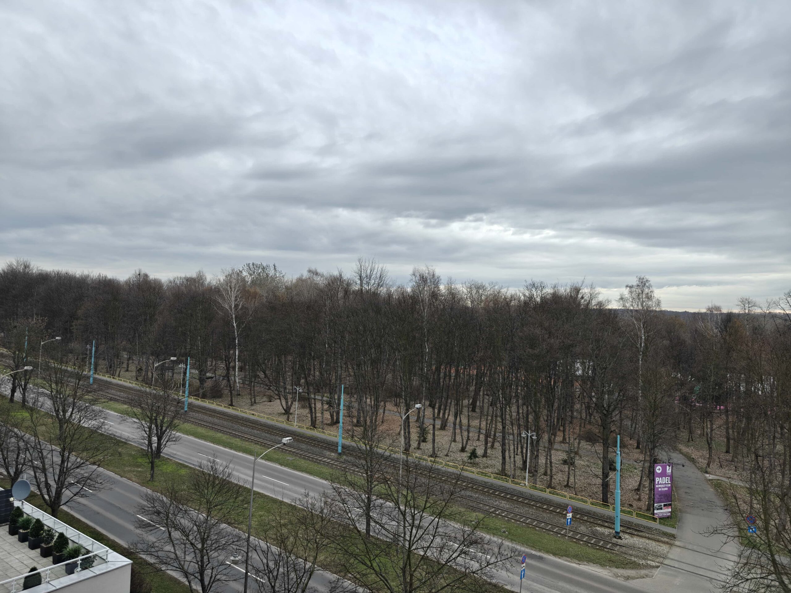 Pochmurna pogoda - OnePlus 13