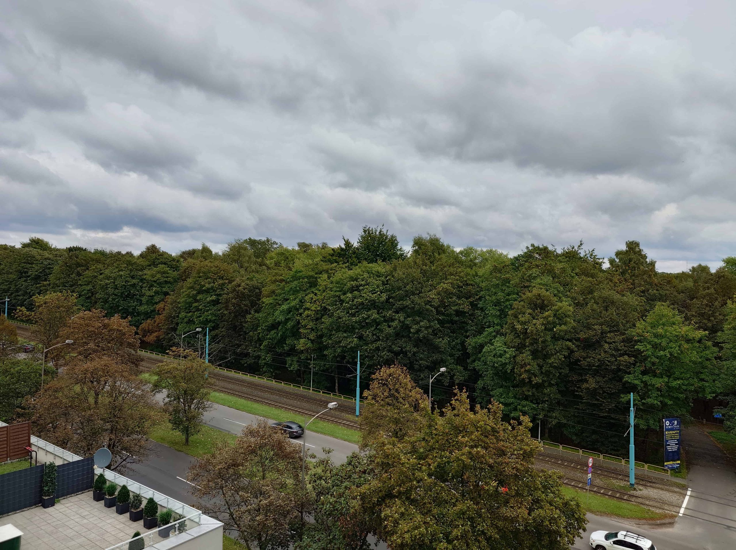 Pochmurna pogoda - Sony Xperia 1 VII