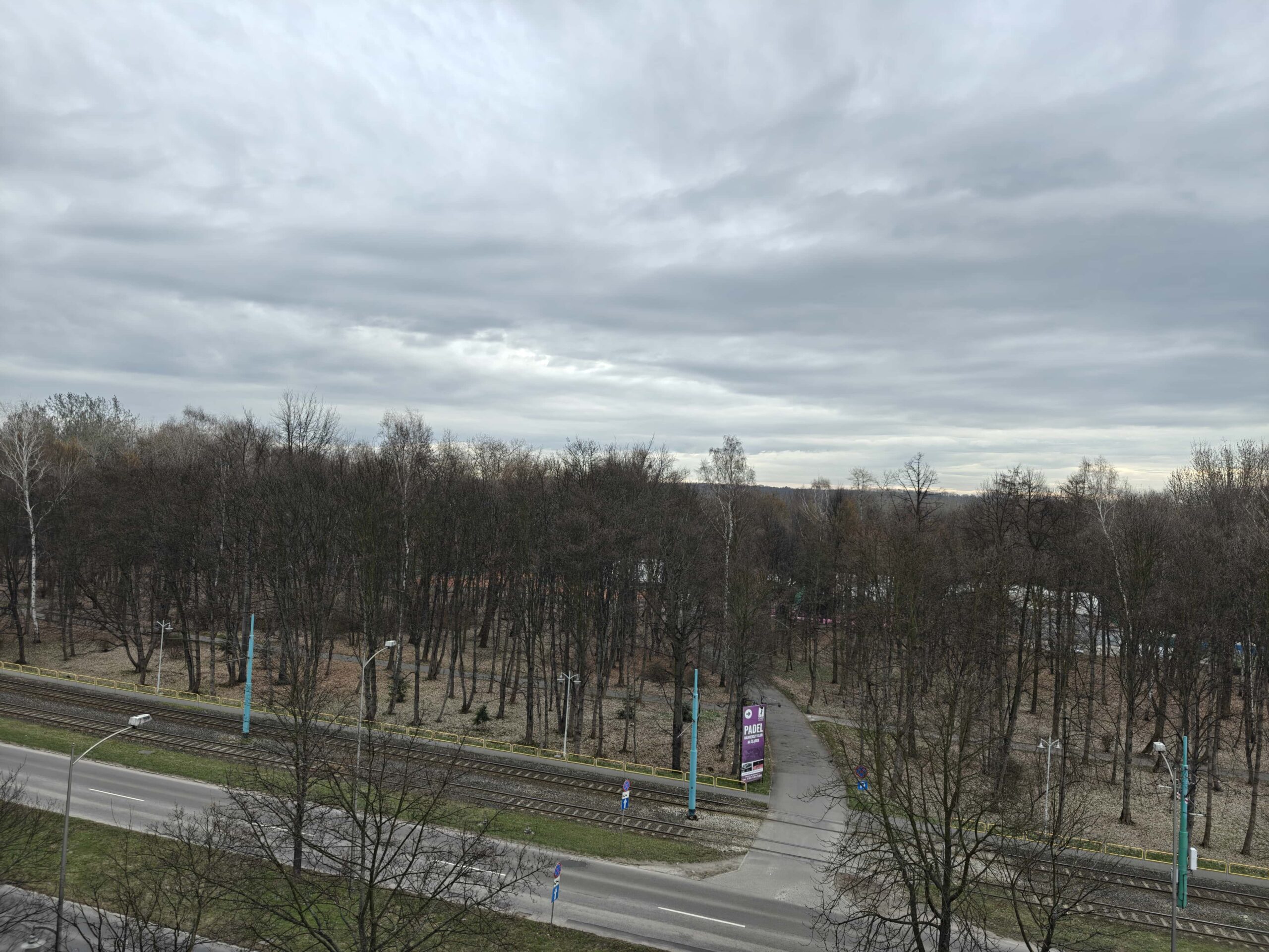 Pochmurna pogoda - OnePlus 13