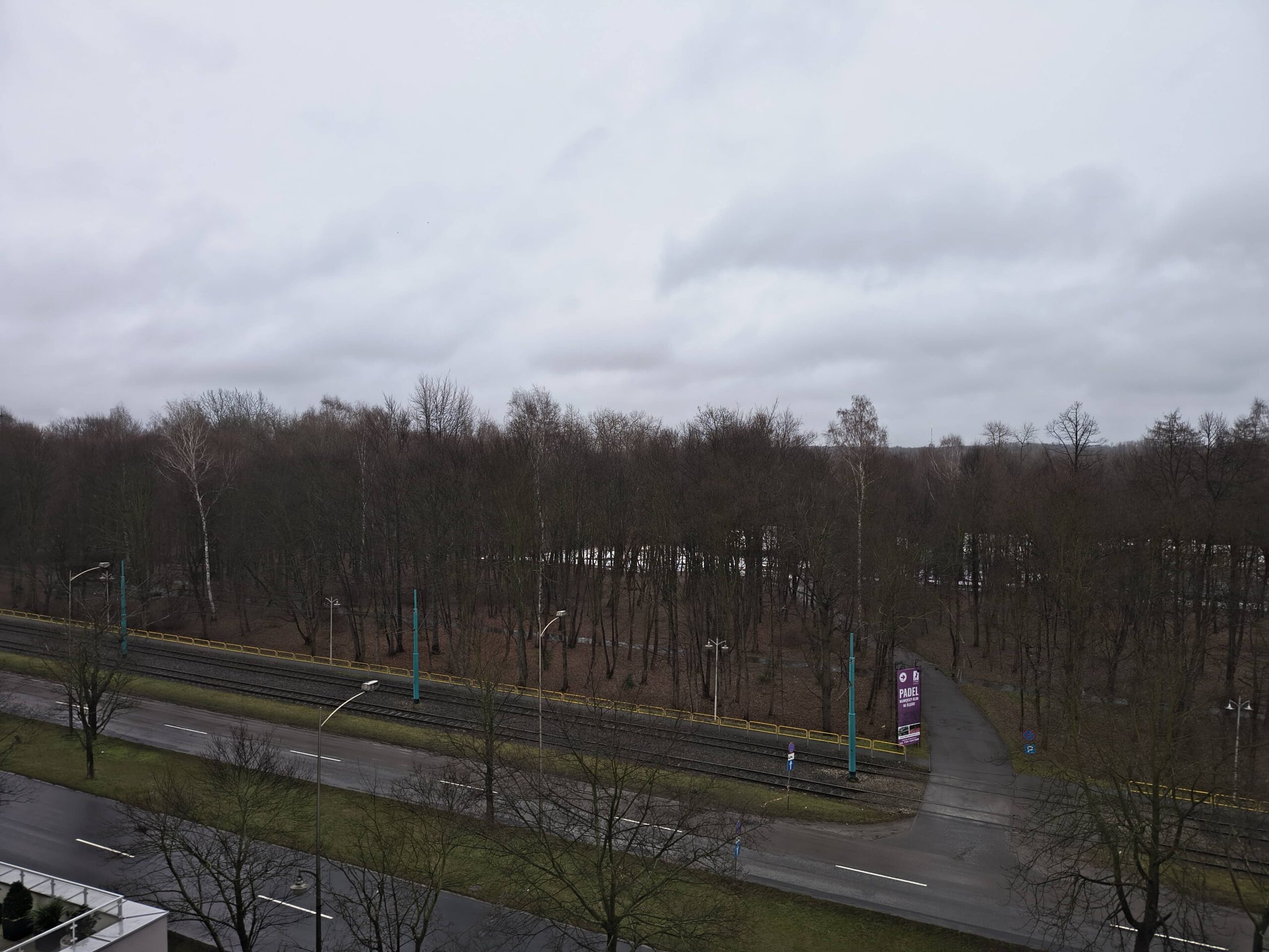 Pochmurna pogoda - Thinkphone 25 by Motorola