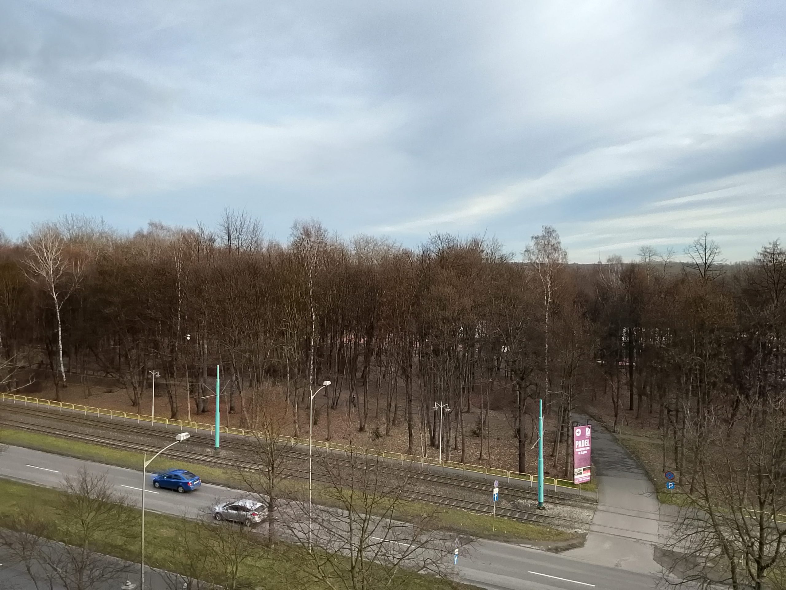 Pochmurna pogoda - realme Note 60