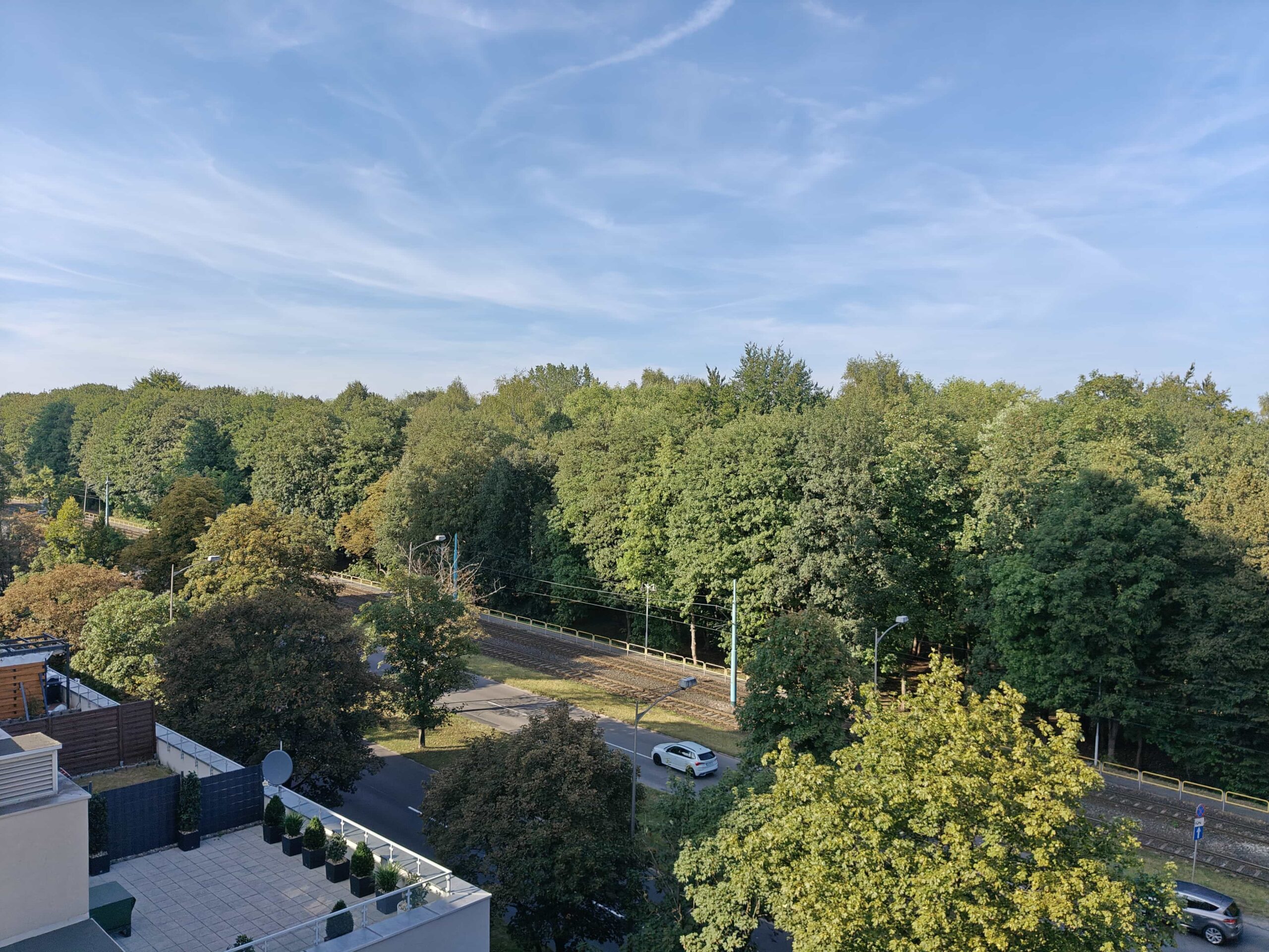 Słoneczna pogoda - OnePlus Nord 4 Słoneczna pogoda - OnePlus Nord 4