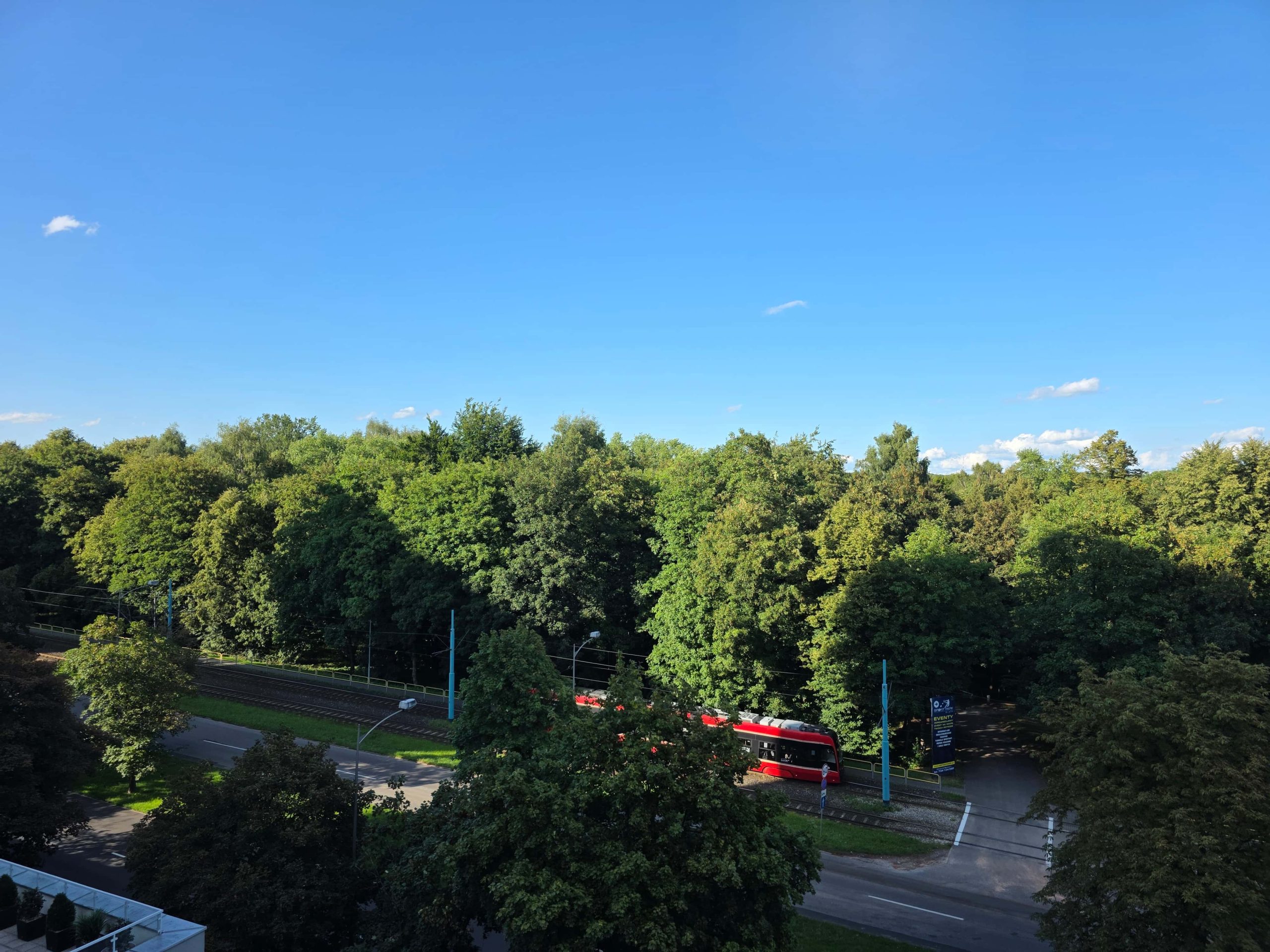 Słoneczna pogoda - Samsung Galaxy S25 Ultra