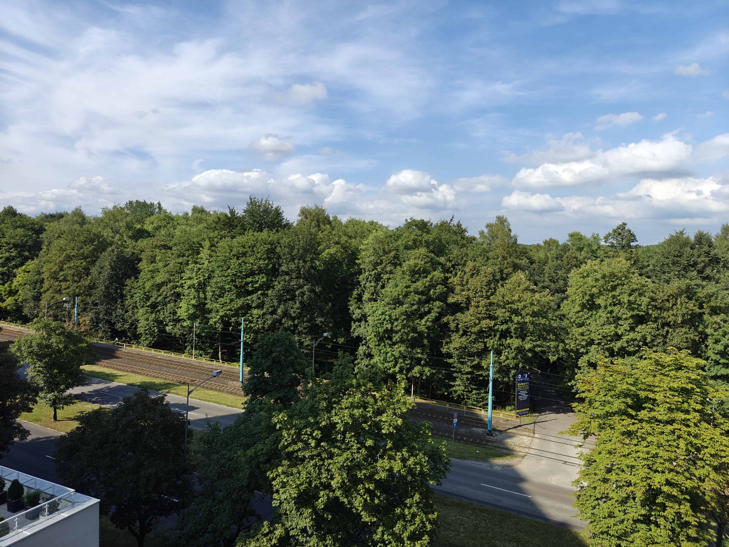 Słoneczna pogoda - realme GT 6