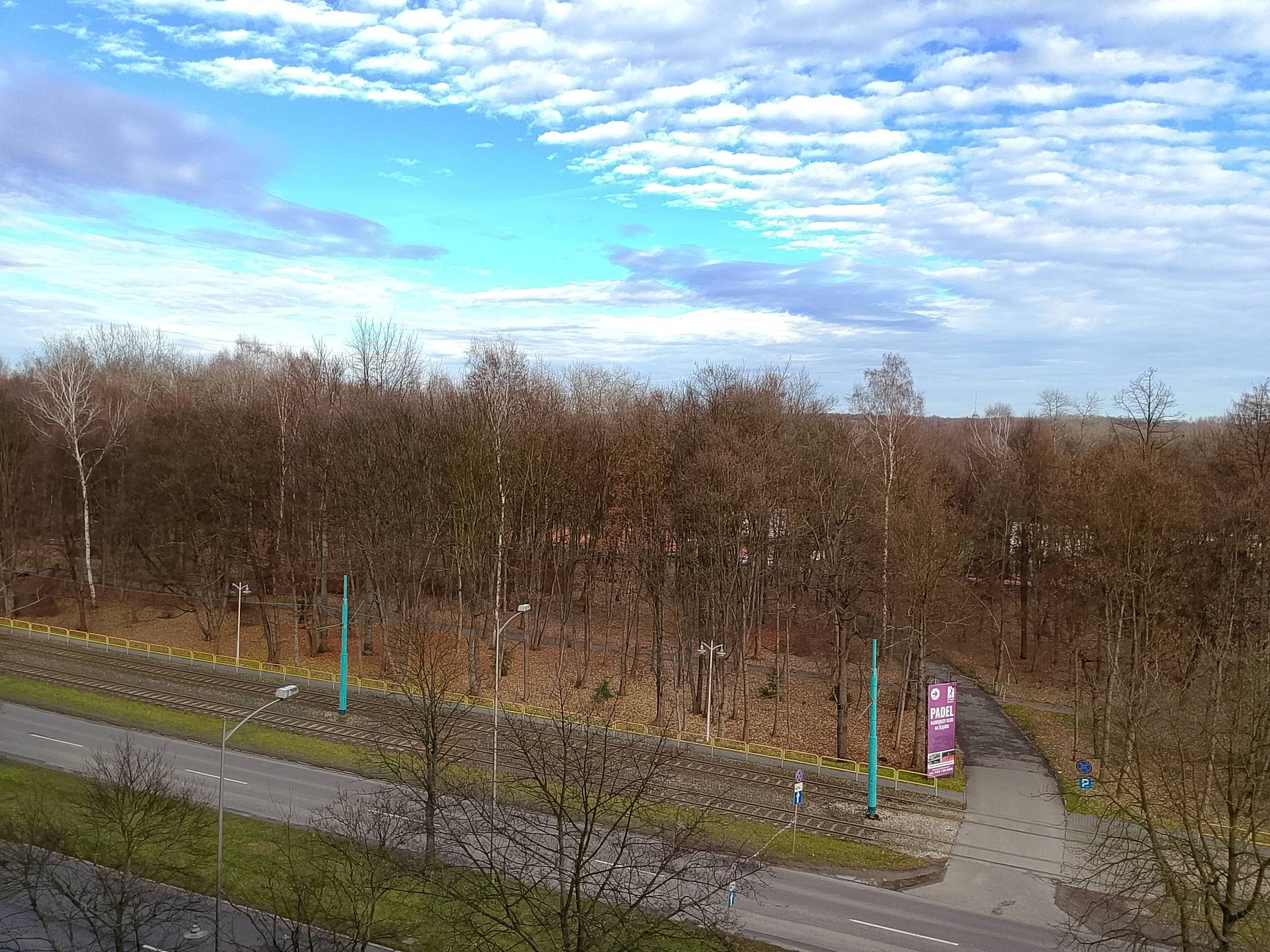 Słoneczna pogoda - realme Note 60