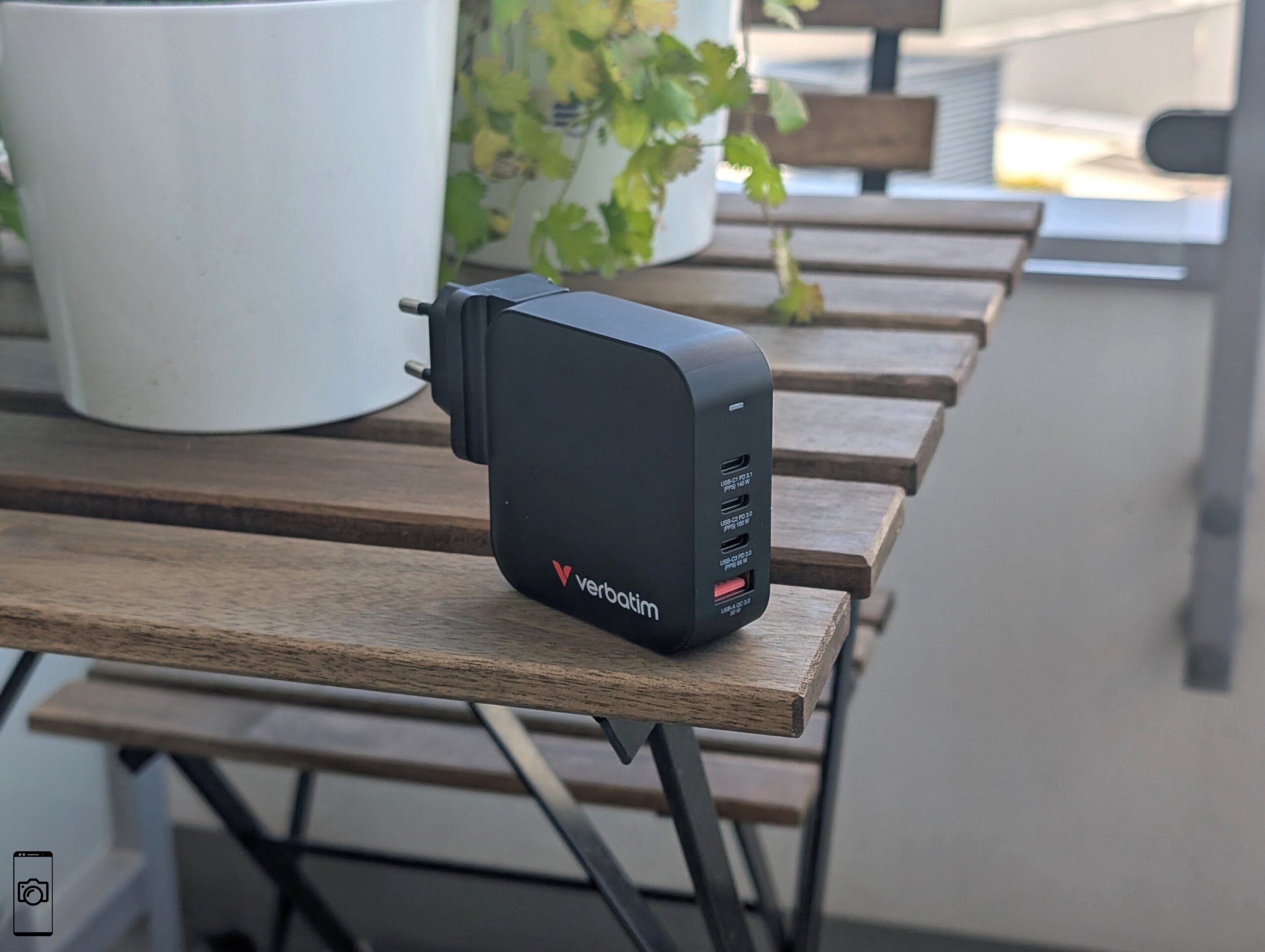 Verbatim GaN Charger 165W