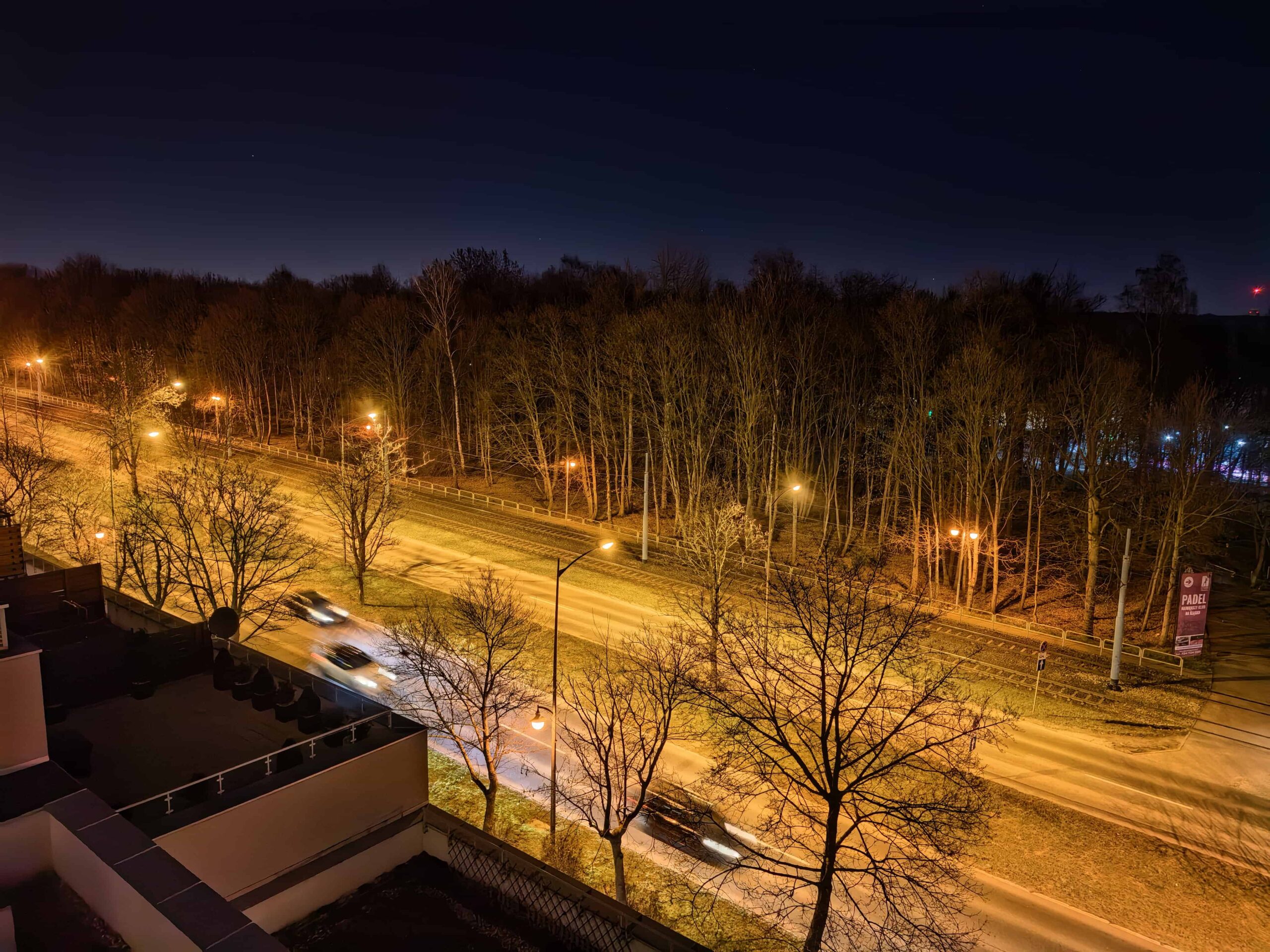 Zdjęcia nocne - Huawei Mate X6