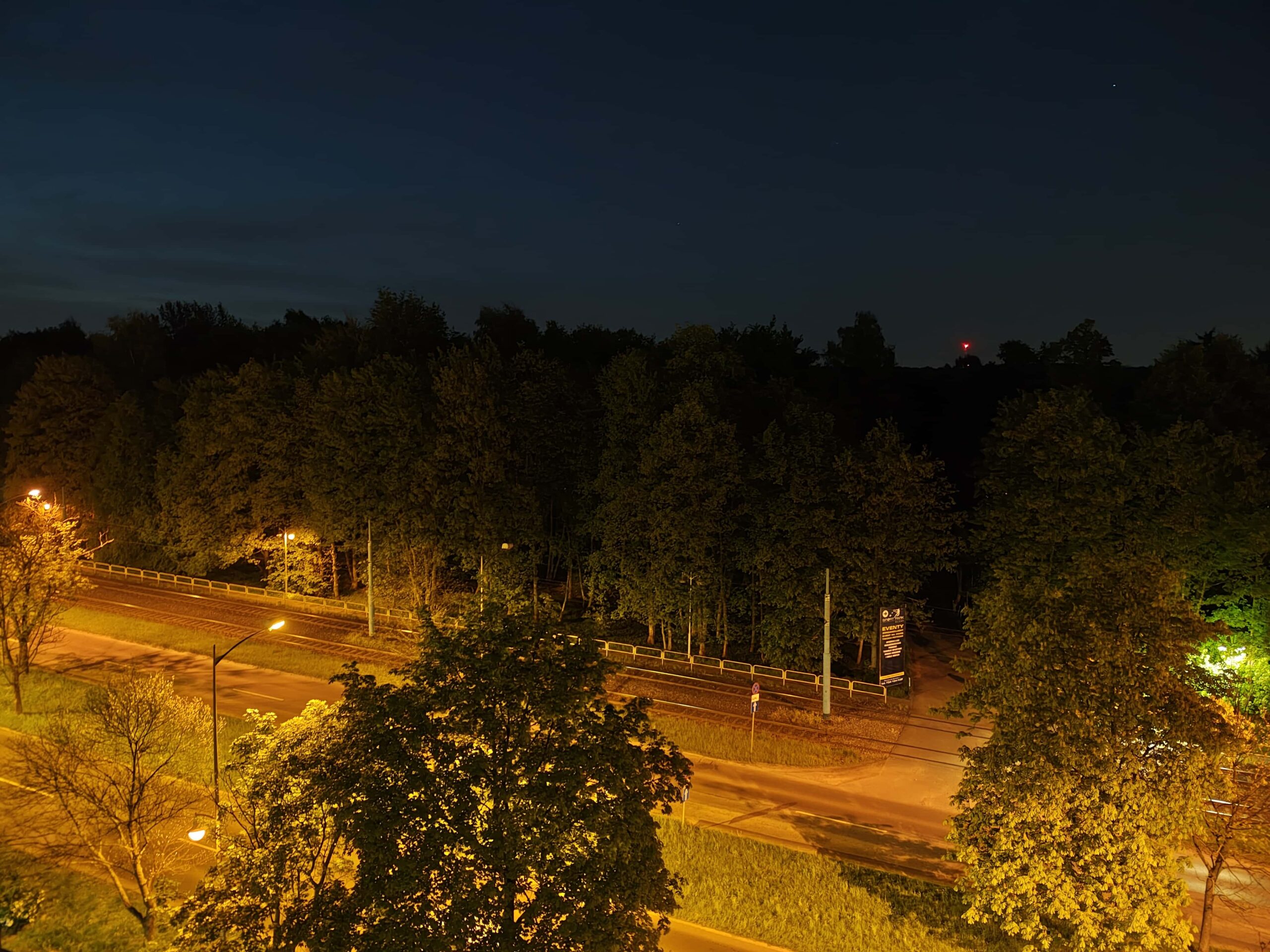 Zdjęcia nocne - Motorola Edge 50 Pro Zdjęcia nocne - Motorola Edge 50 Pro