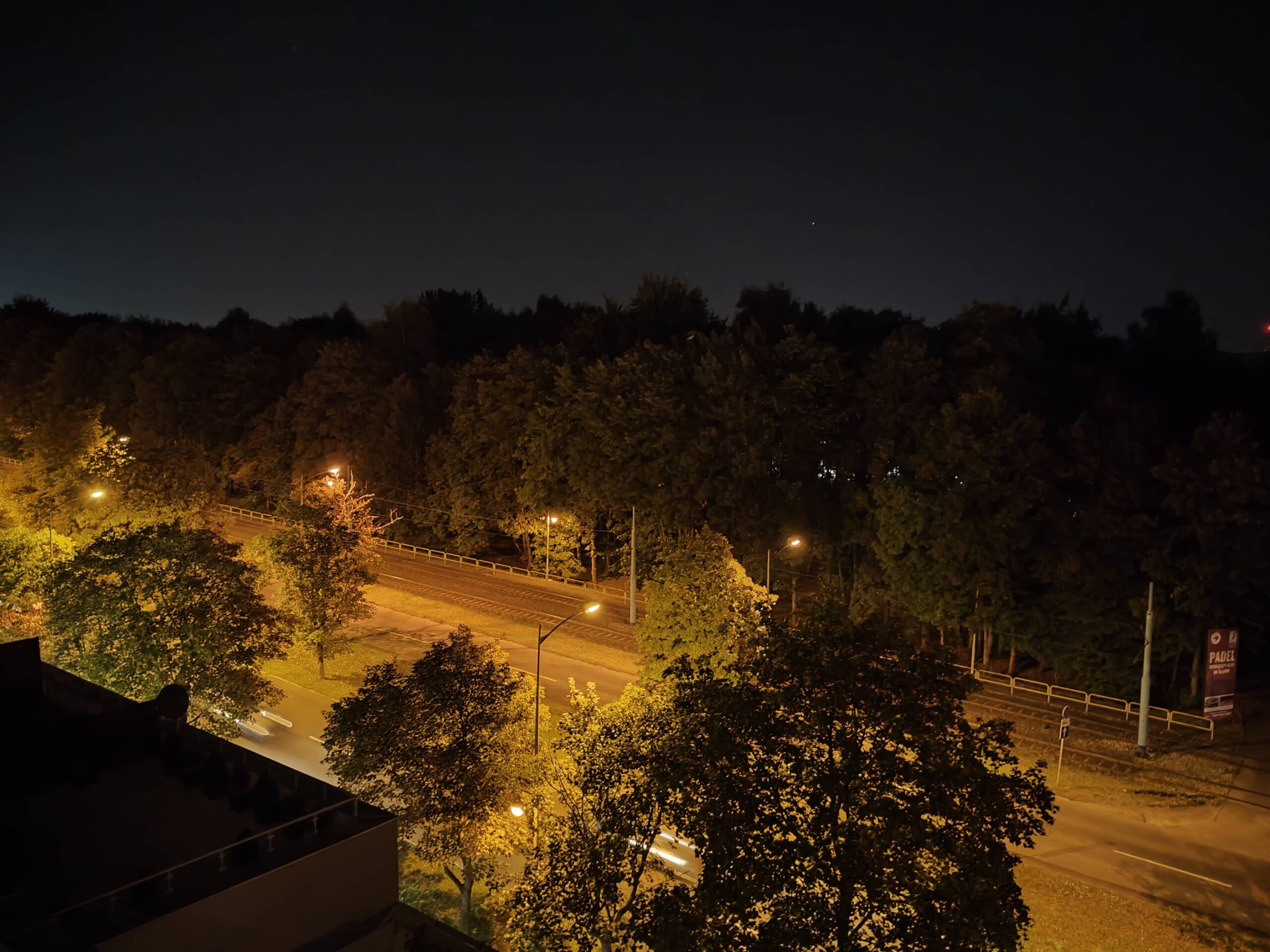 Zdjęcia nocne - OnePlus Nord 4 Zdjęcia nocne - OnePlus Nord 4