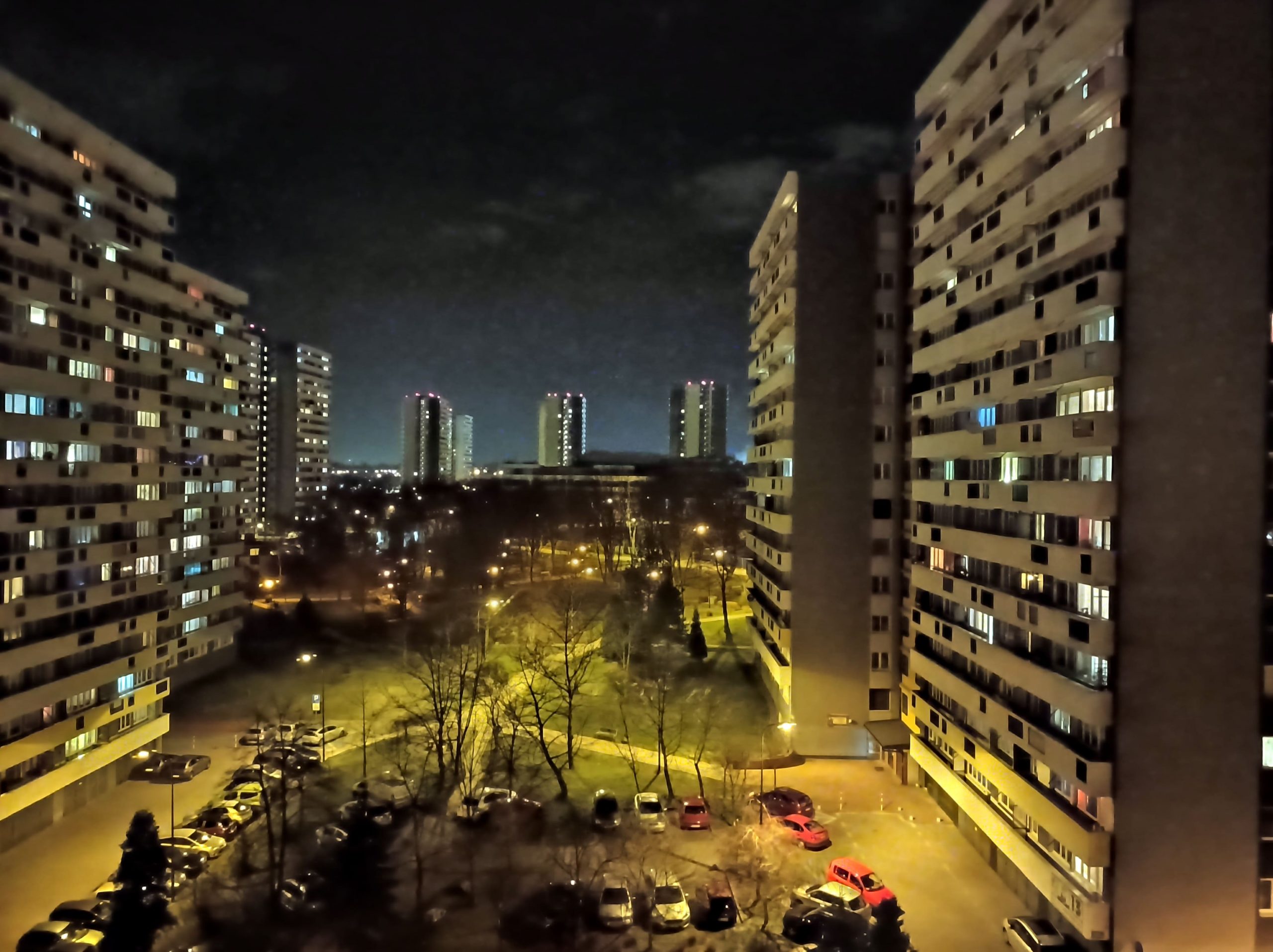 Zdjęcia nocne - Redmi Note 9T
