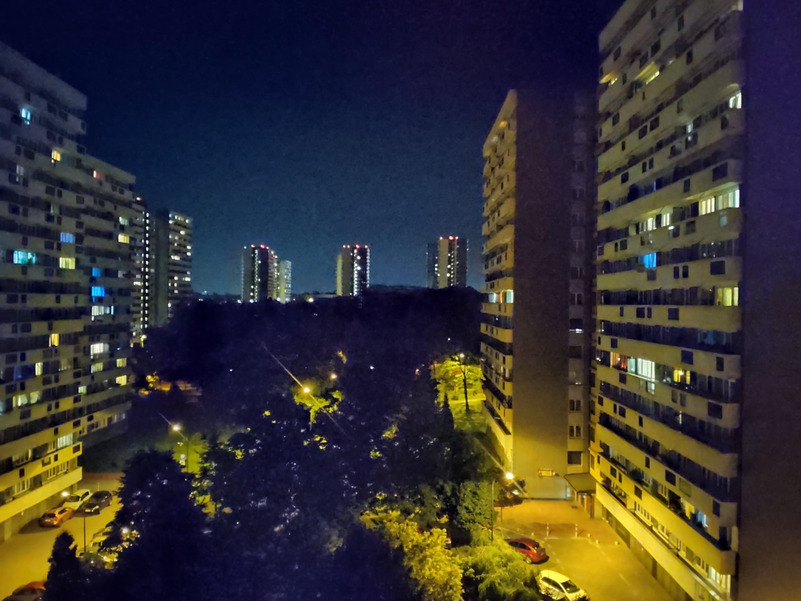 Zdjęcia nocne - Sony Xperia 10 III