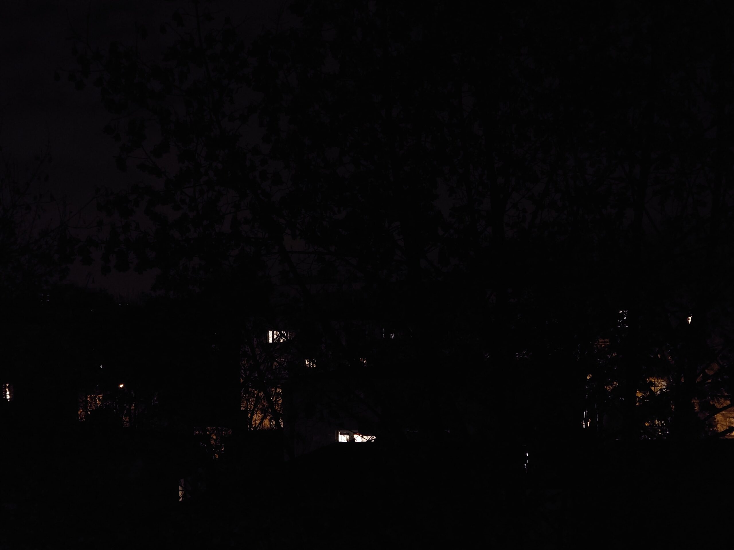 Zdjęcia nocne - Sony Xperia 5 IV