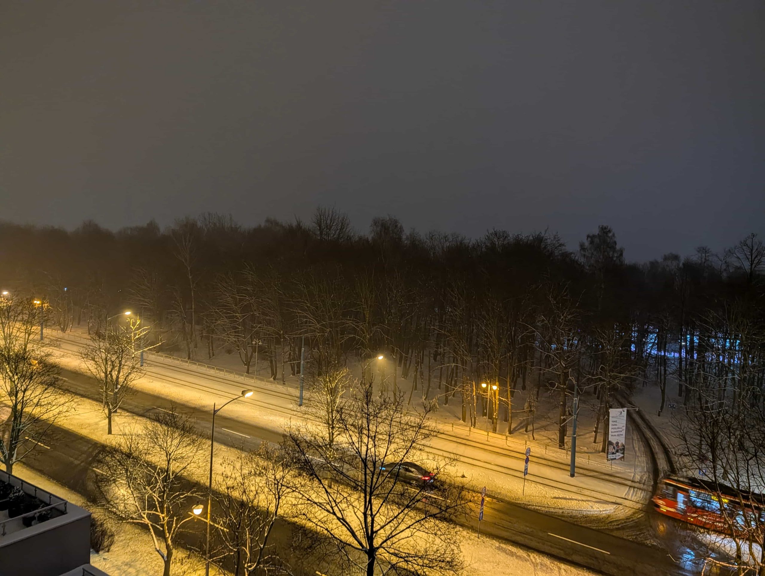 Zdjęcia nocne - Google Pixel 10 Pro