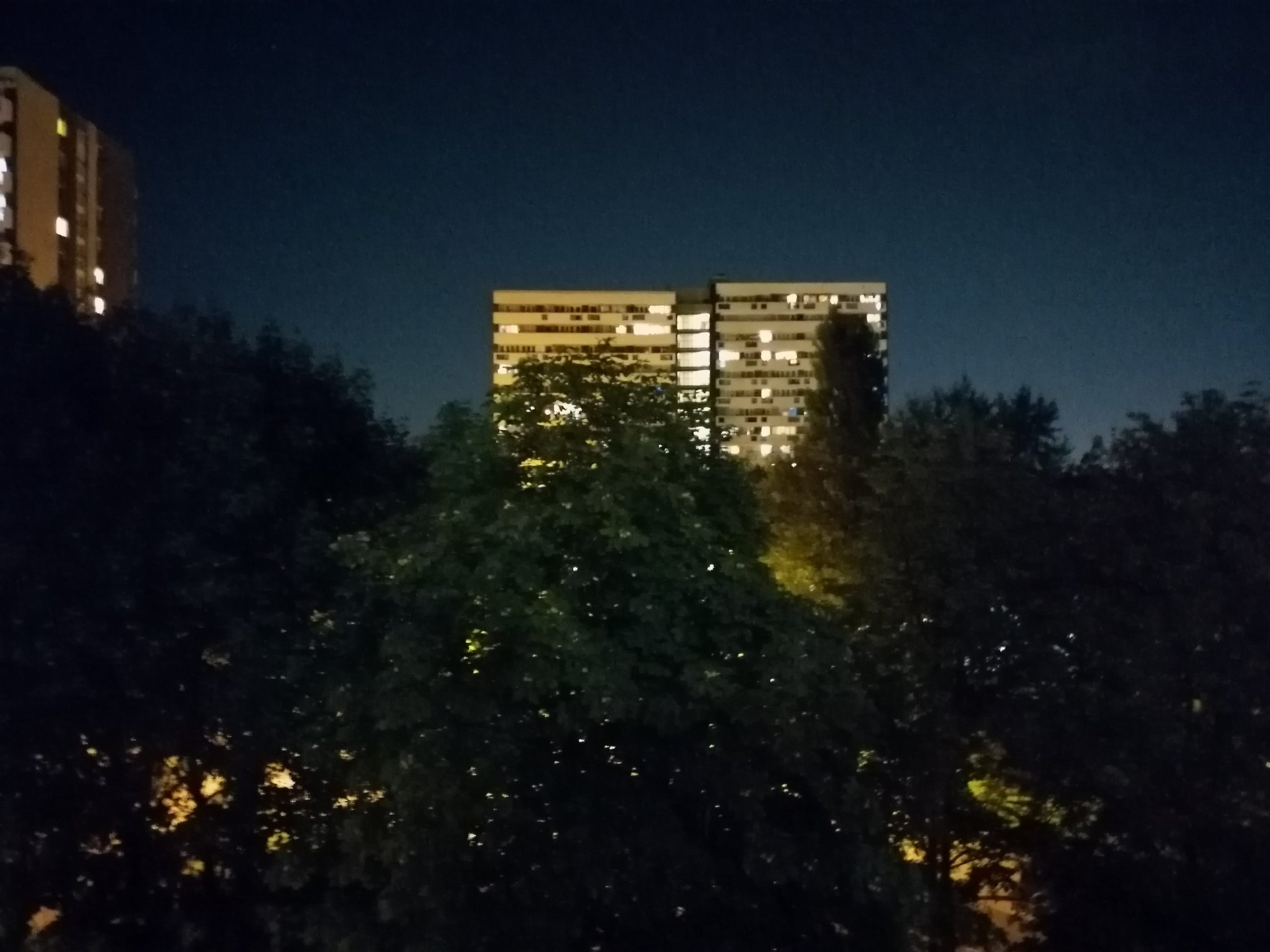 Zdjęcia nocne - Huawei Nova Y70