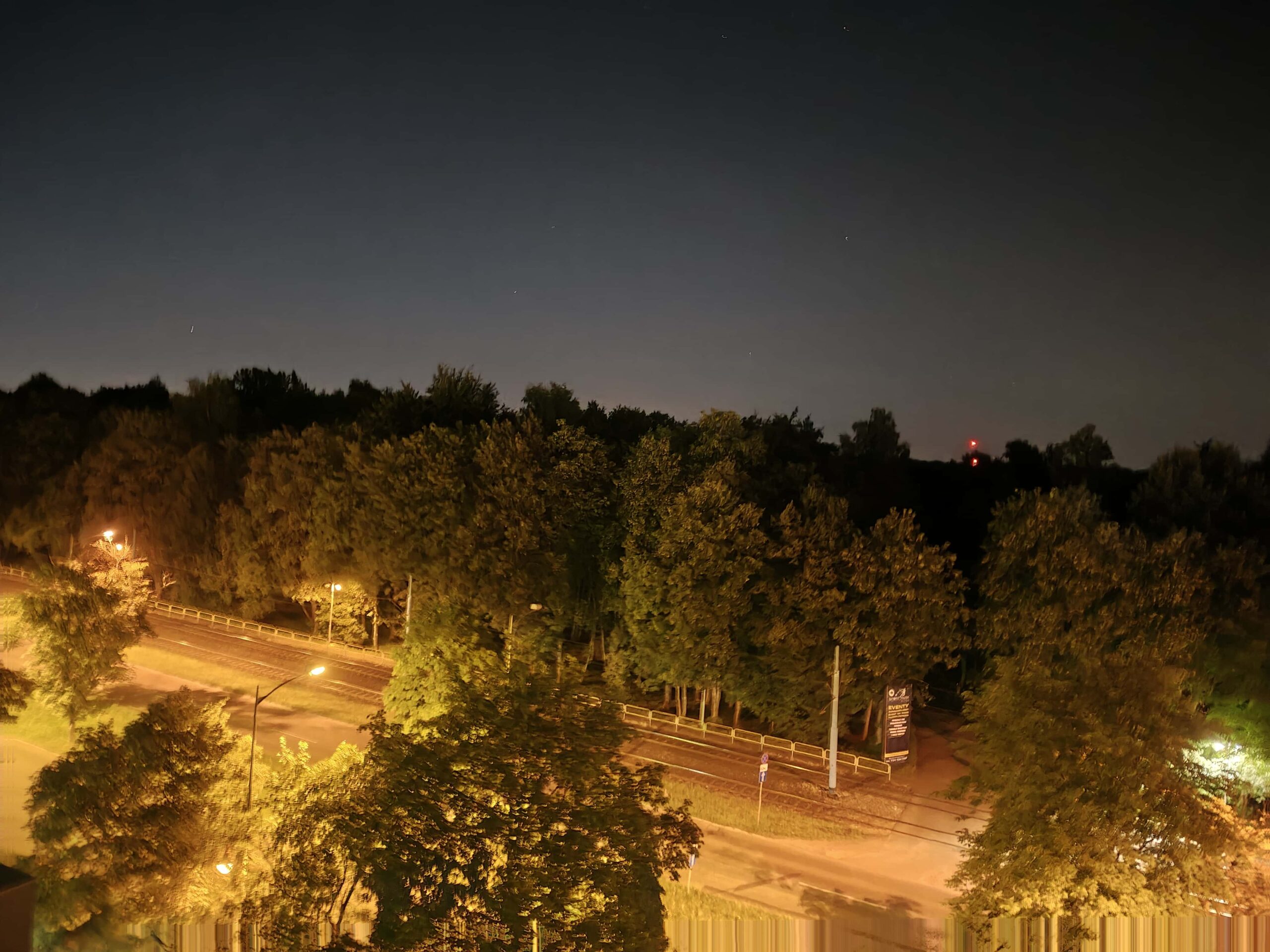 Zdjęcia nocne - Motorola Edge 50 Ultra Zdjęcia nocne - Motorola Edge 50 Ultra