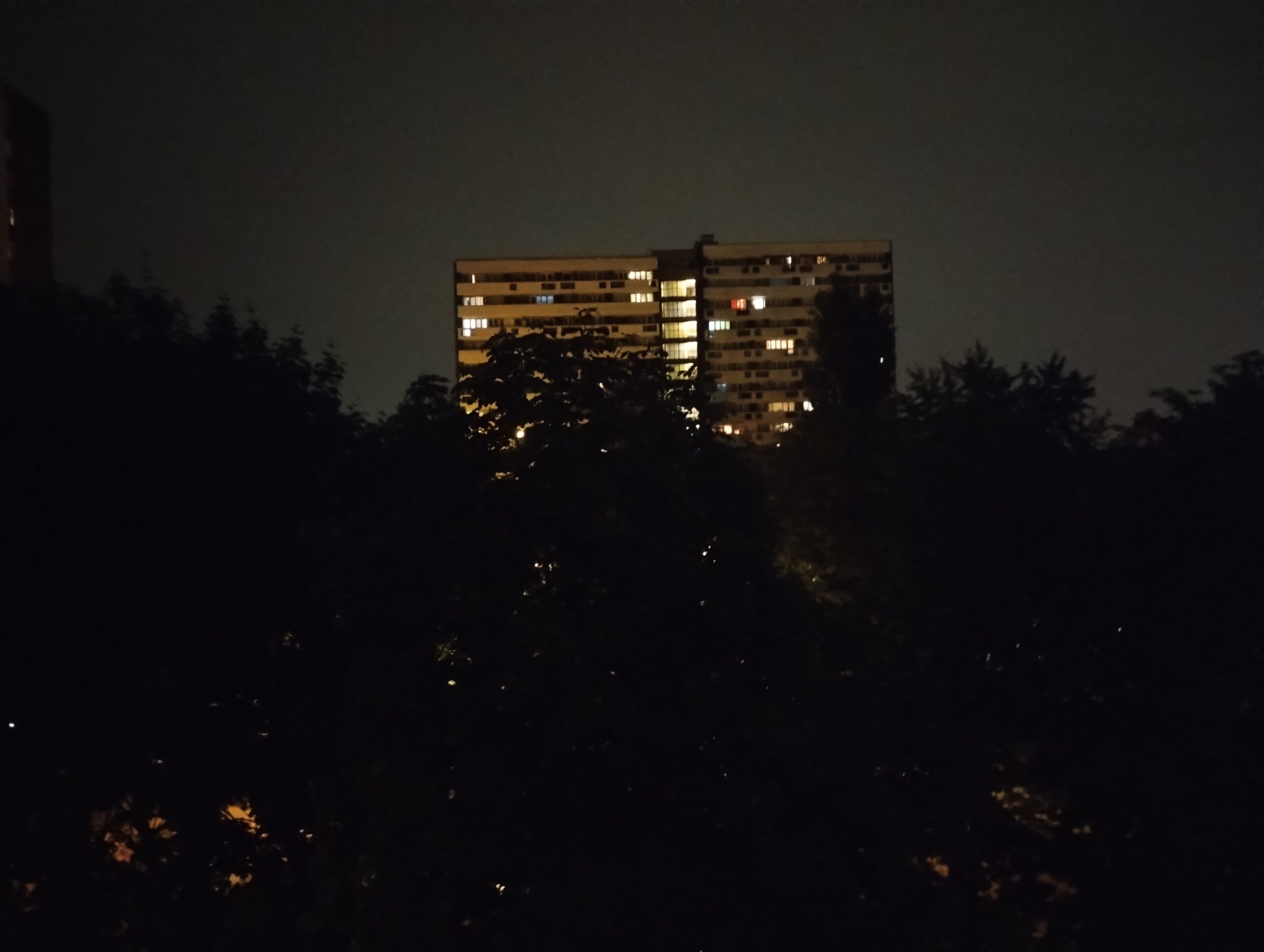 Zdjęcia nocne - Motorola Moto G62