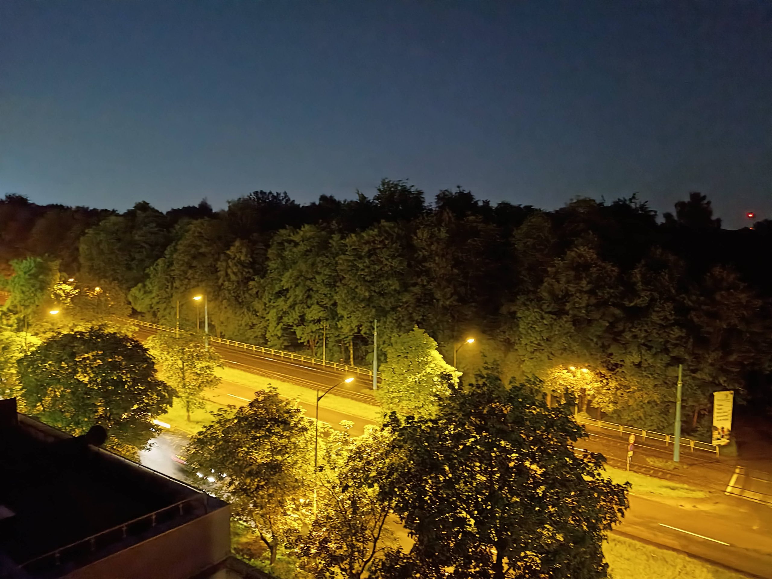 Zdjęcia nocne - Motorola Moto G67 Zdjęcia nocne - Motorola Moto G67