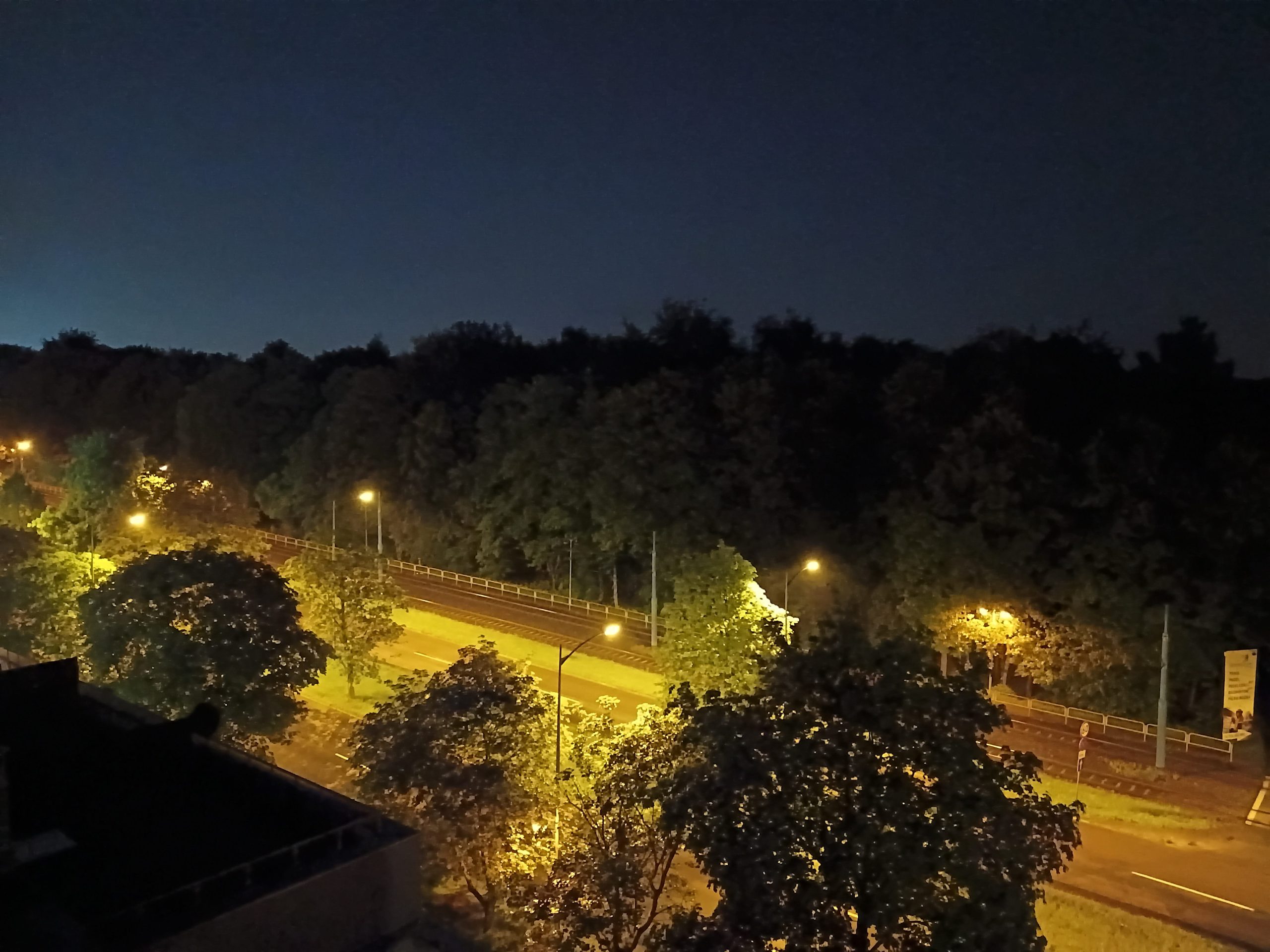 Zdjęcia nocne - Motorola Moto G67 Zdjęcia nocne - Motorola Moto G67