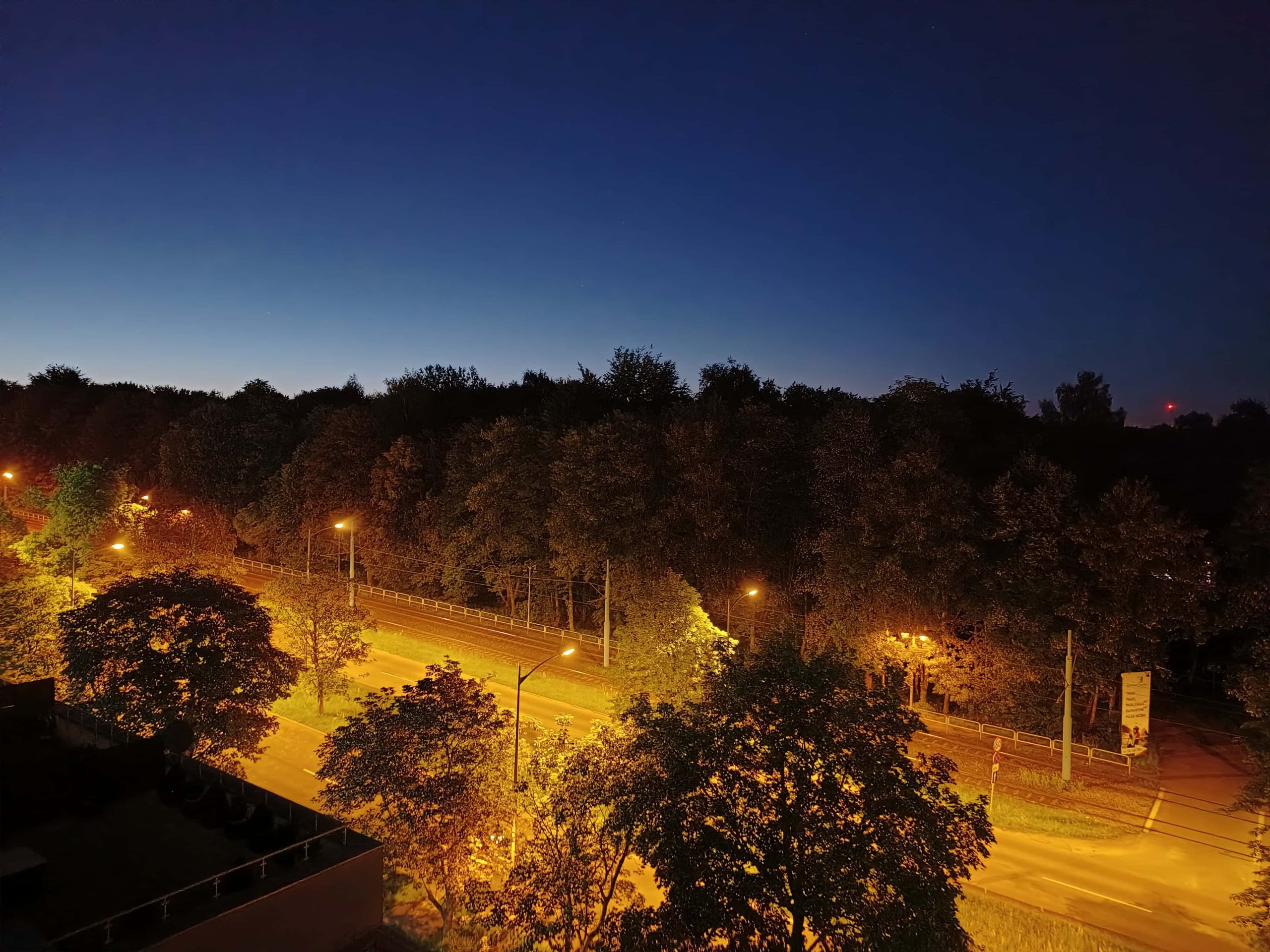Zdjęcia nocne - Motorola Moto G87 Zdjęcia nocne - Motorola Moto G87