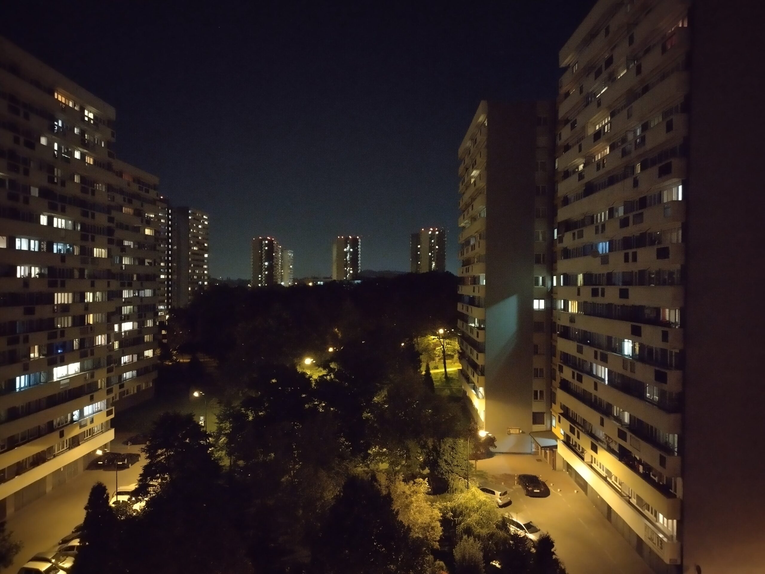 Zdjęcia nocne - Nokia XR20
