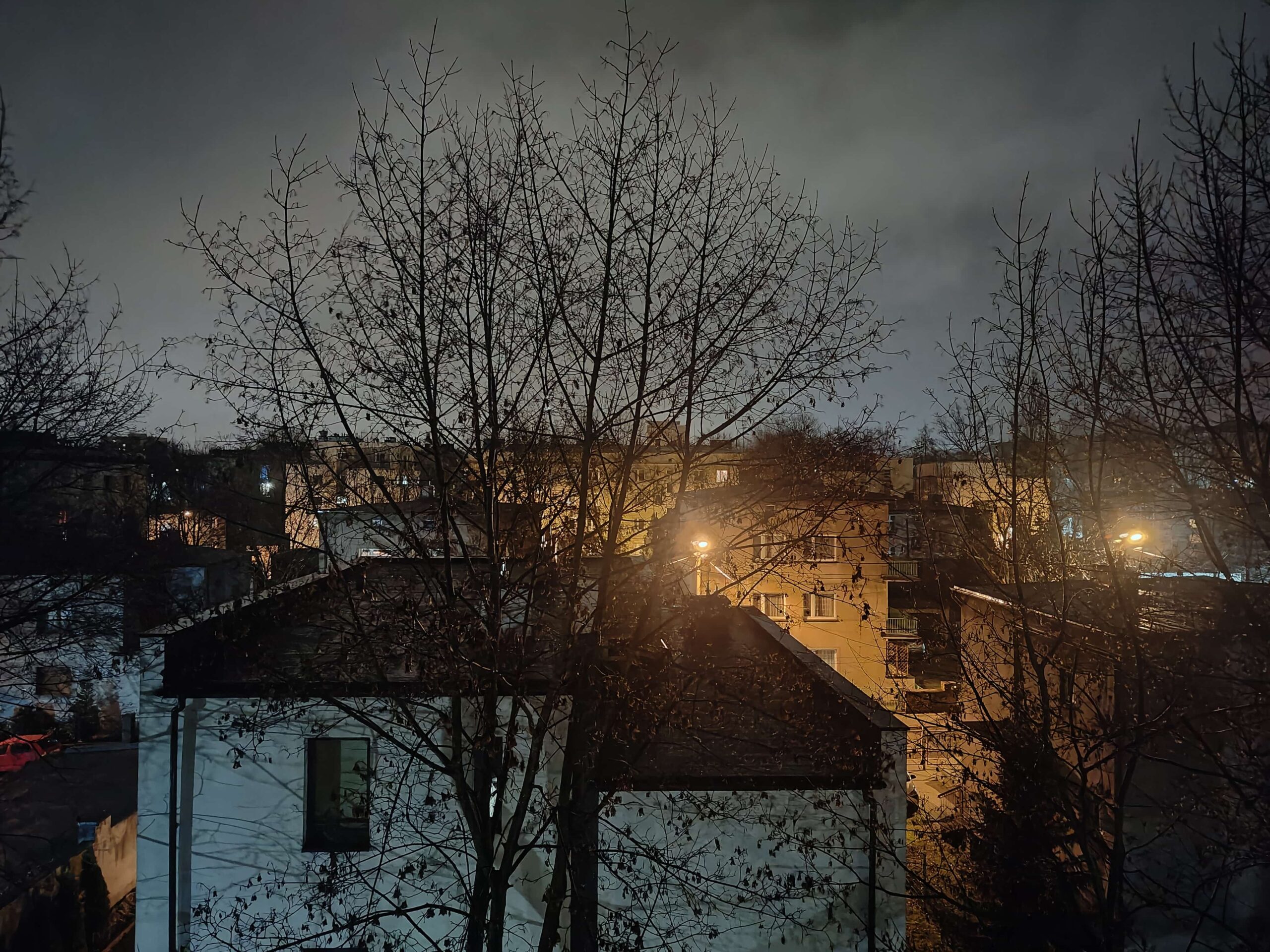 Zdjęcia nocne - OnePlus 10T