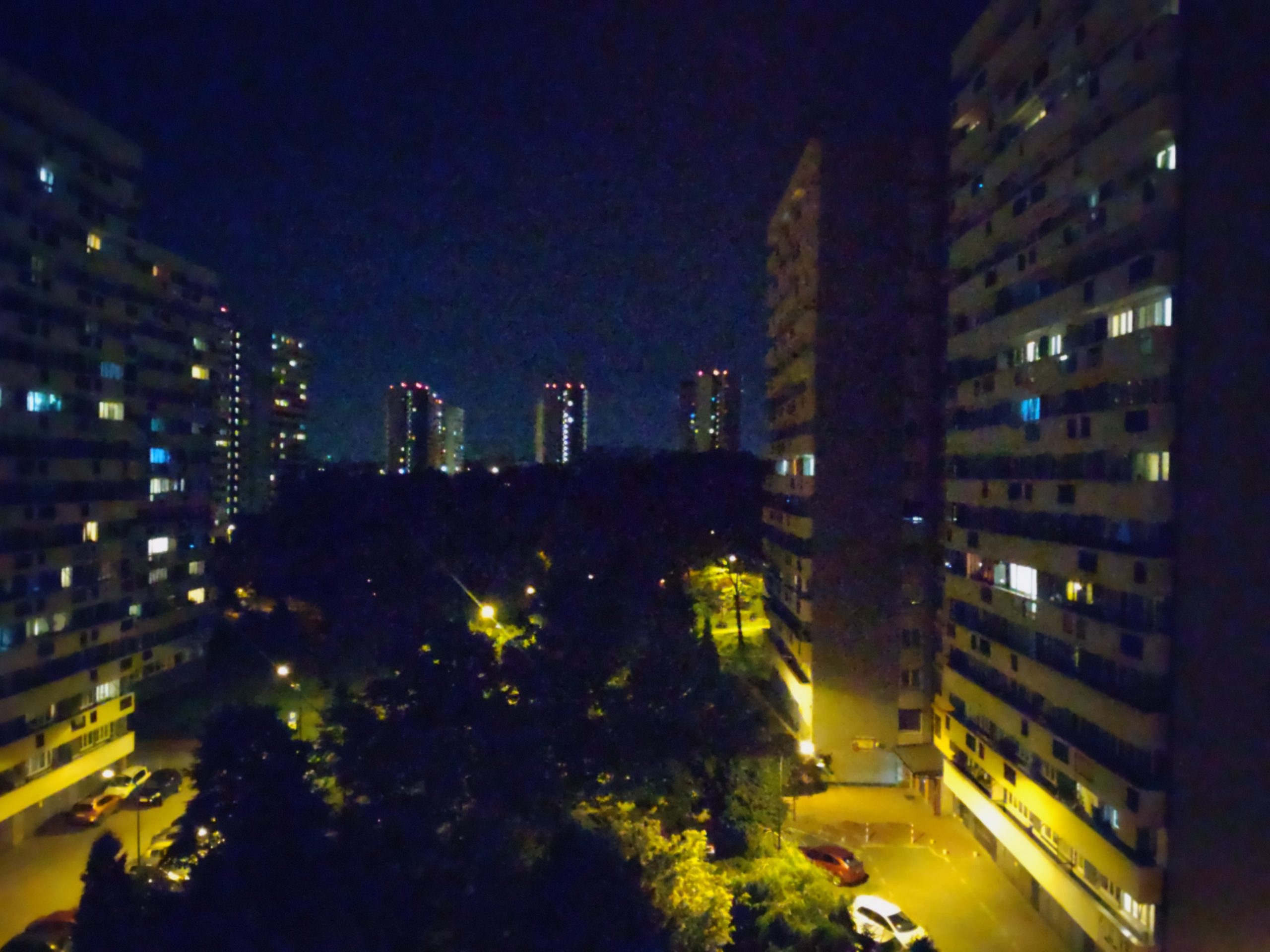 Zdjęcia nocne - Sony Xperia 10 III