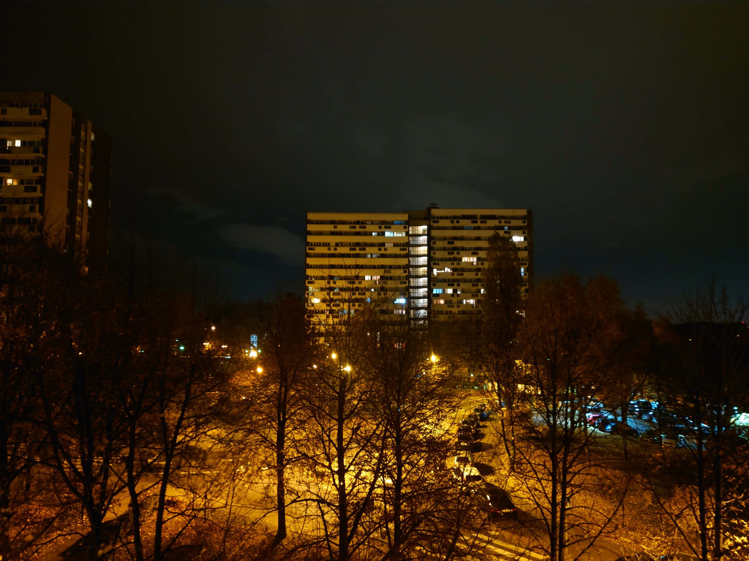 Zdjęcia nocne - Sony Xperia 5 III