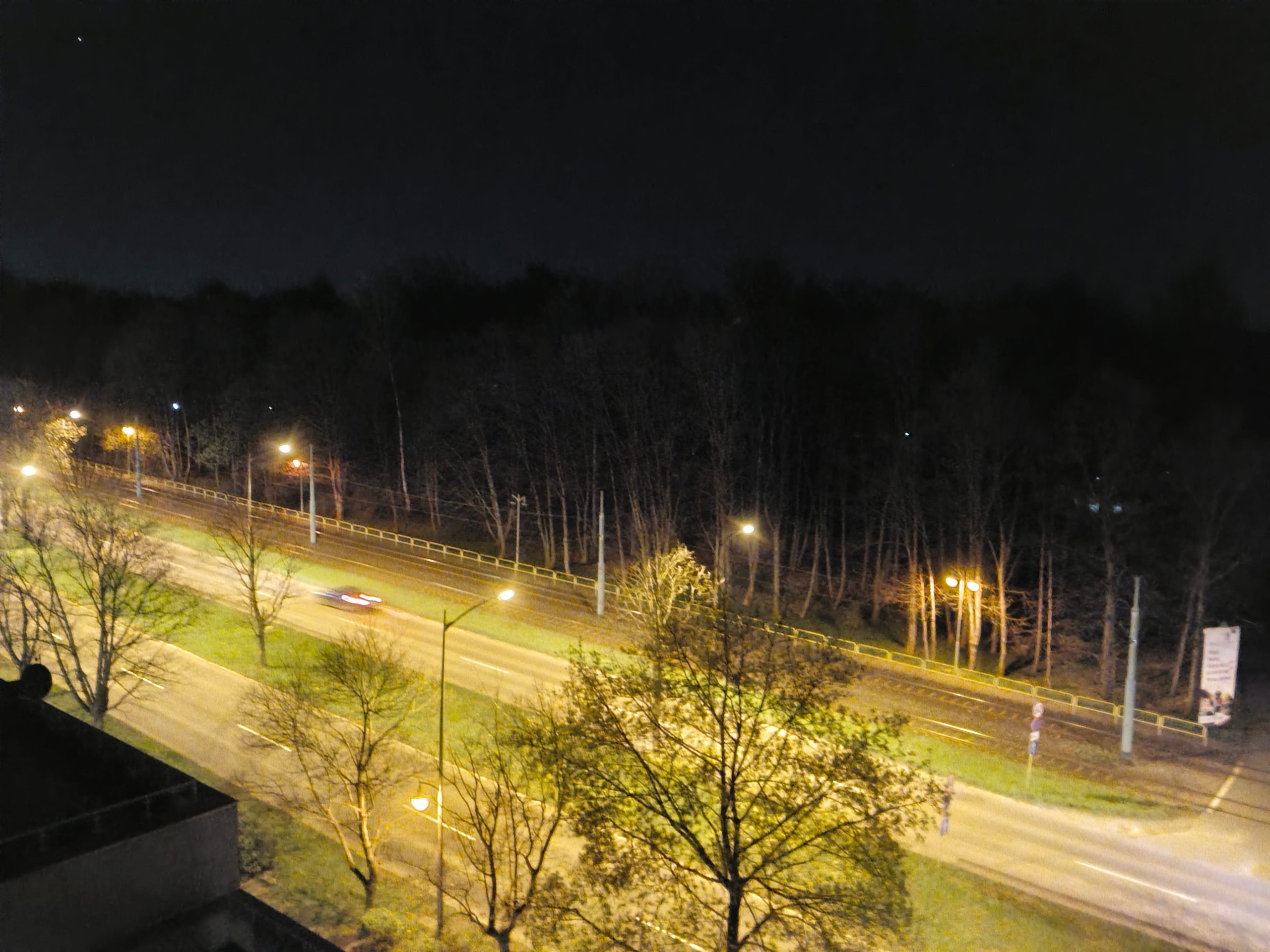 Zdjęcia nocne - realme 16 Zdjęcia nocne - realme 16