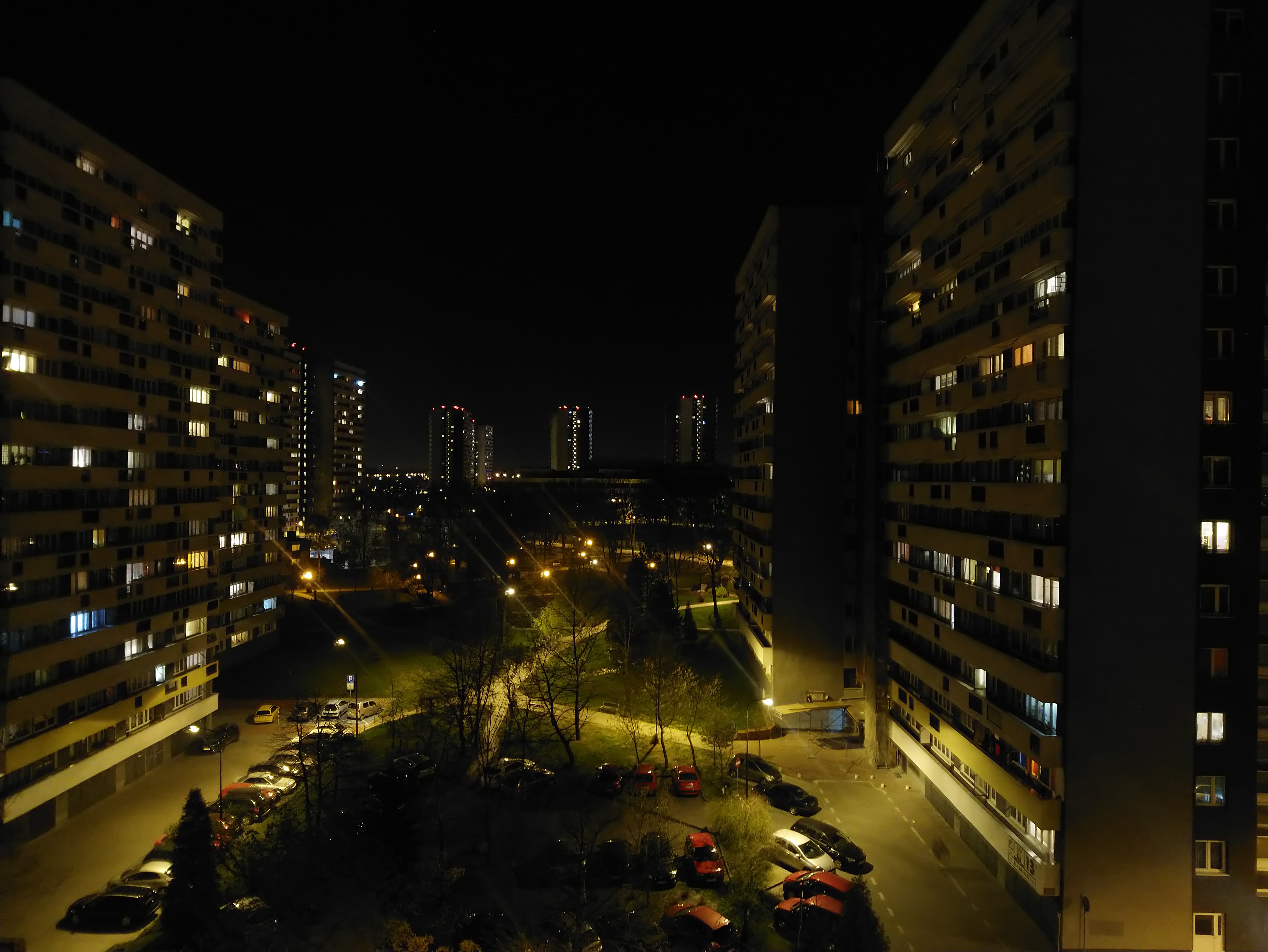 Zdjęcia nocne - Sony Xperia XA2 
