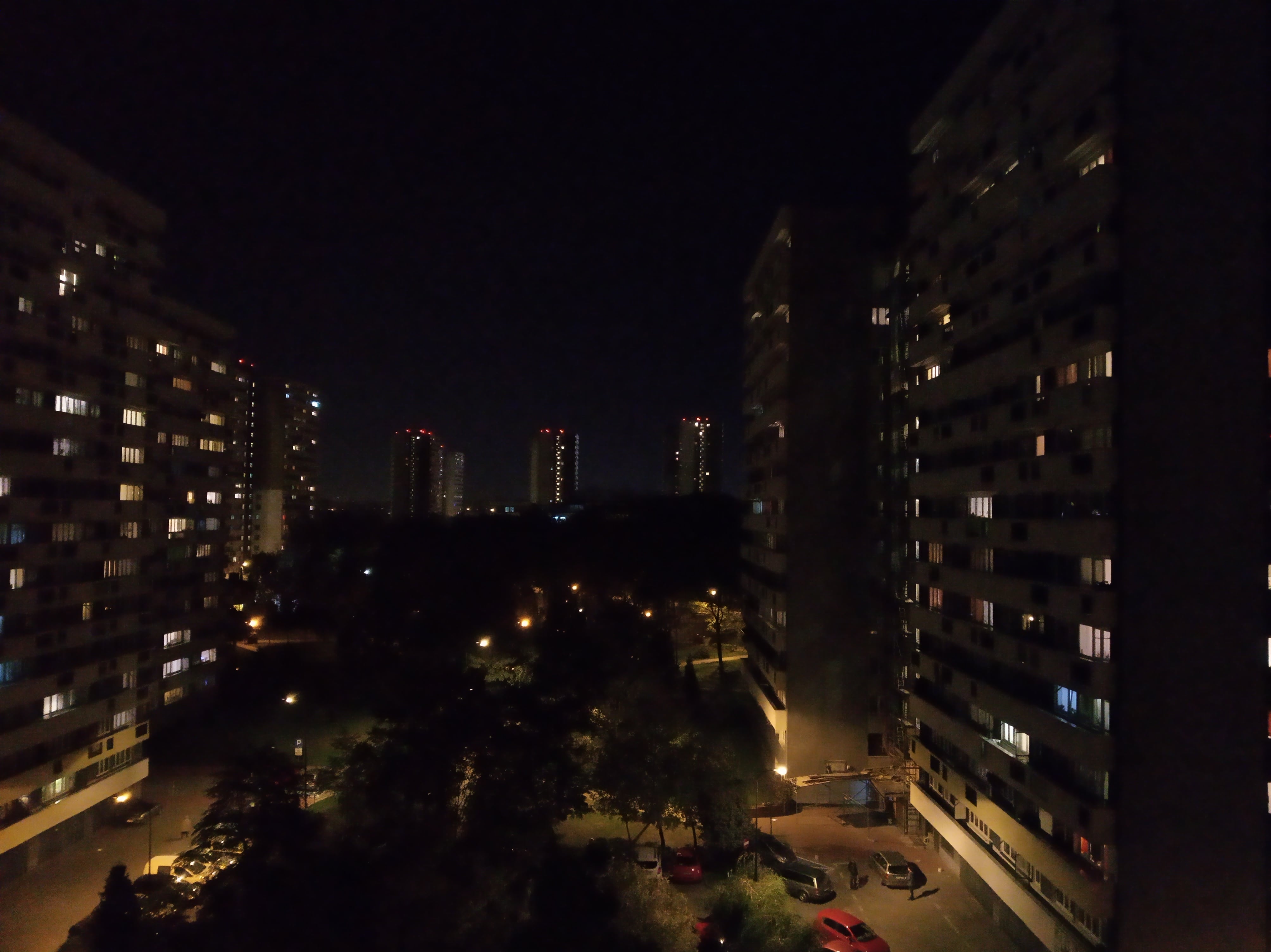 Zdjęcia nocne - Xiaomi Redmi 6