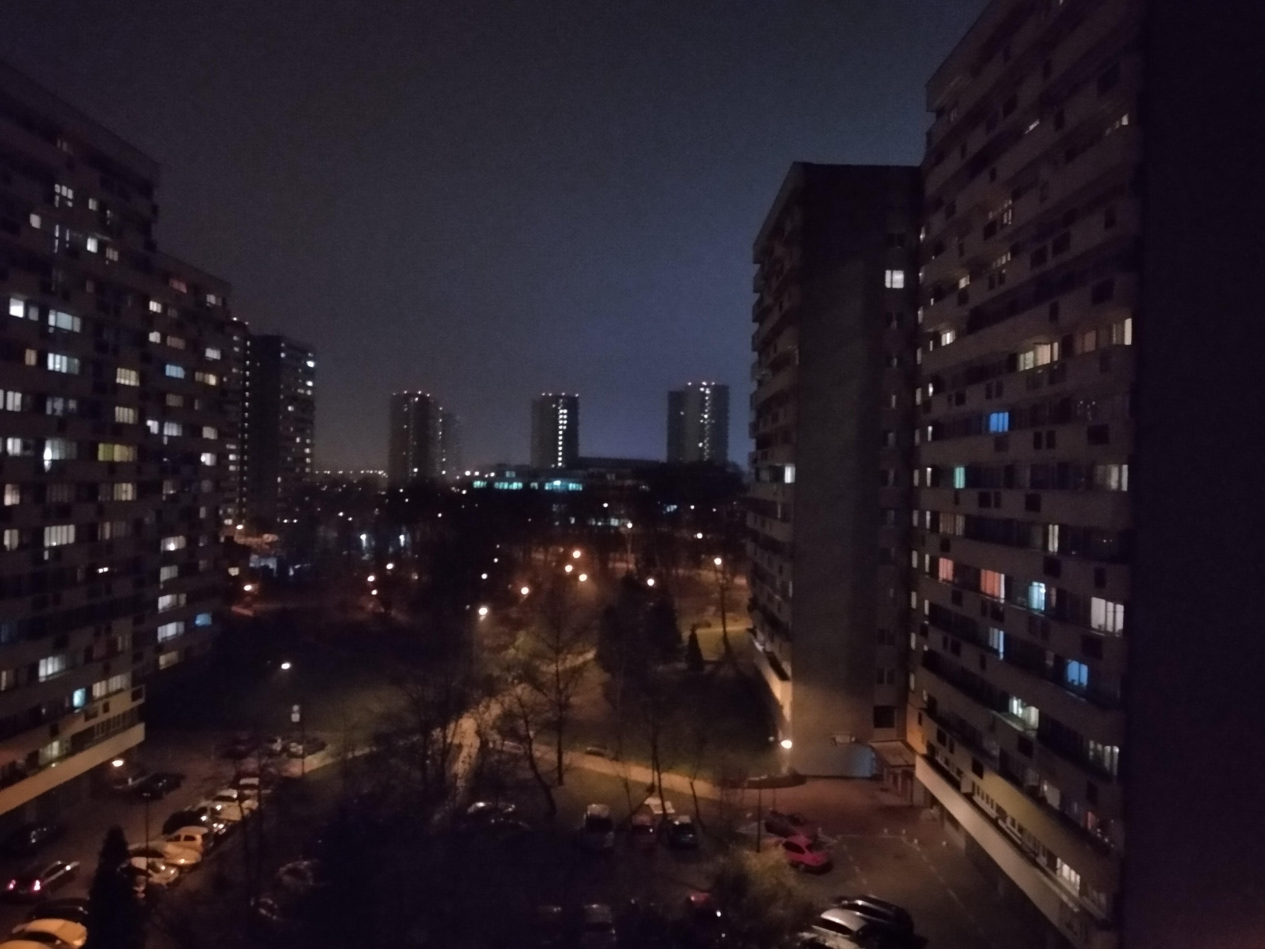 Zdjęcia nocne - Motorola One