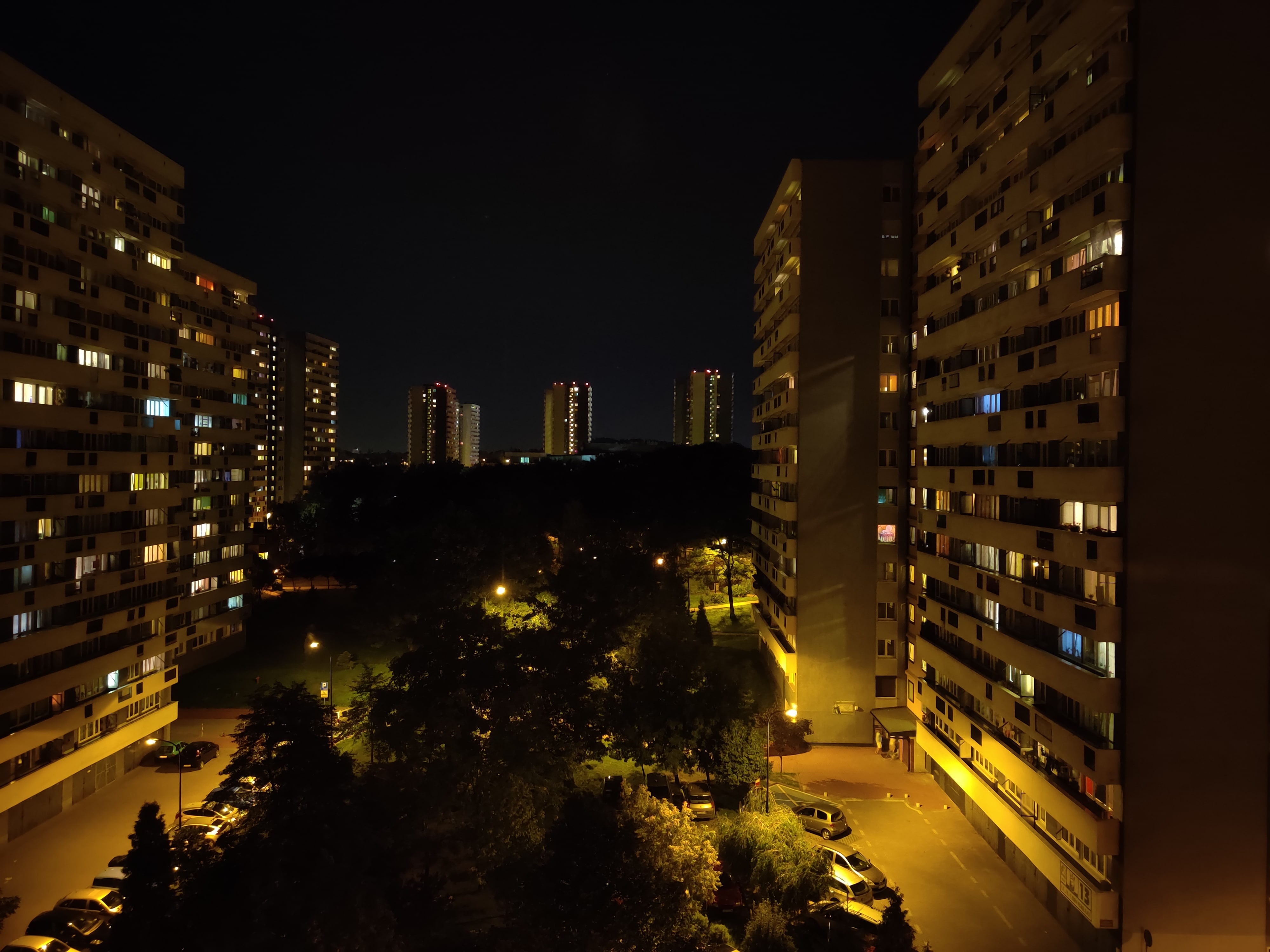 Zdjęcia nocne - OnePlus 7 Pro