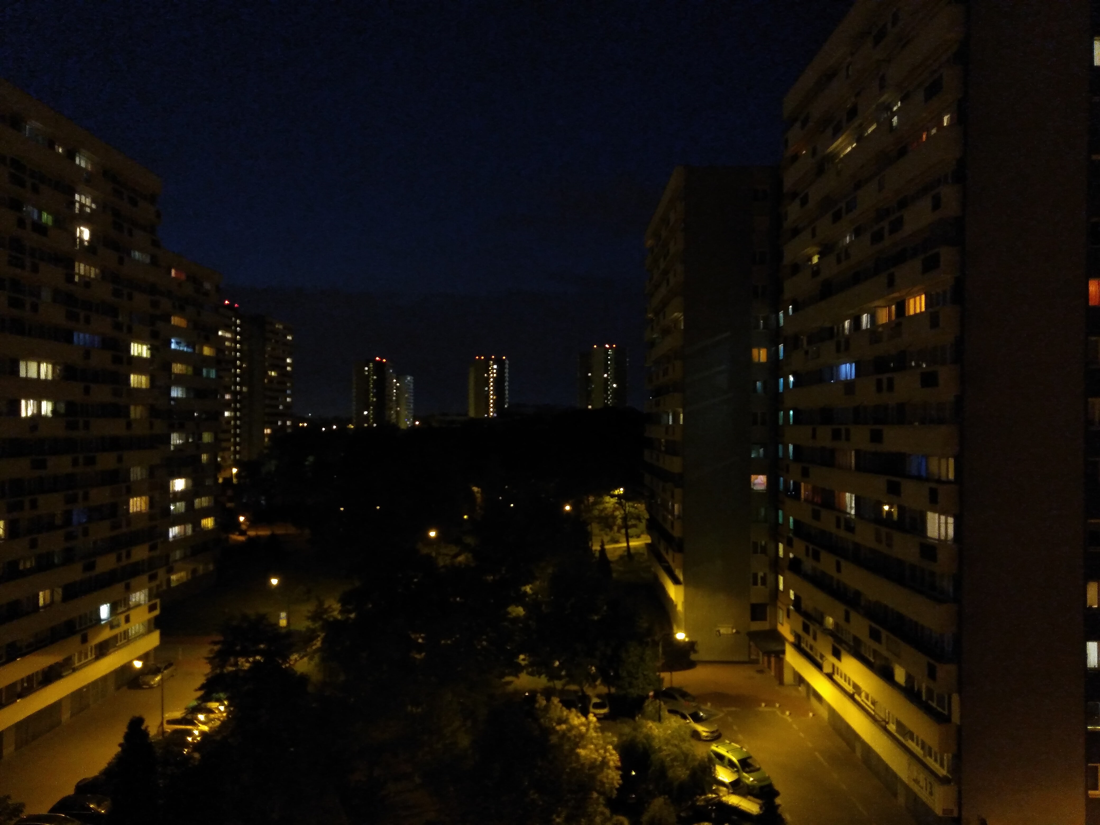 Zdjęcia nocne - Nokia 4.2