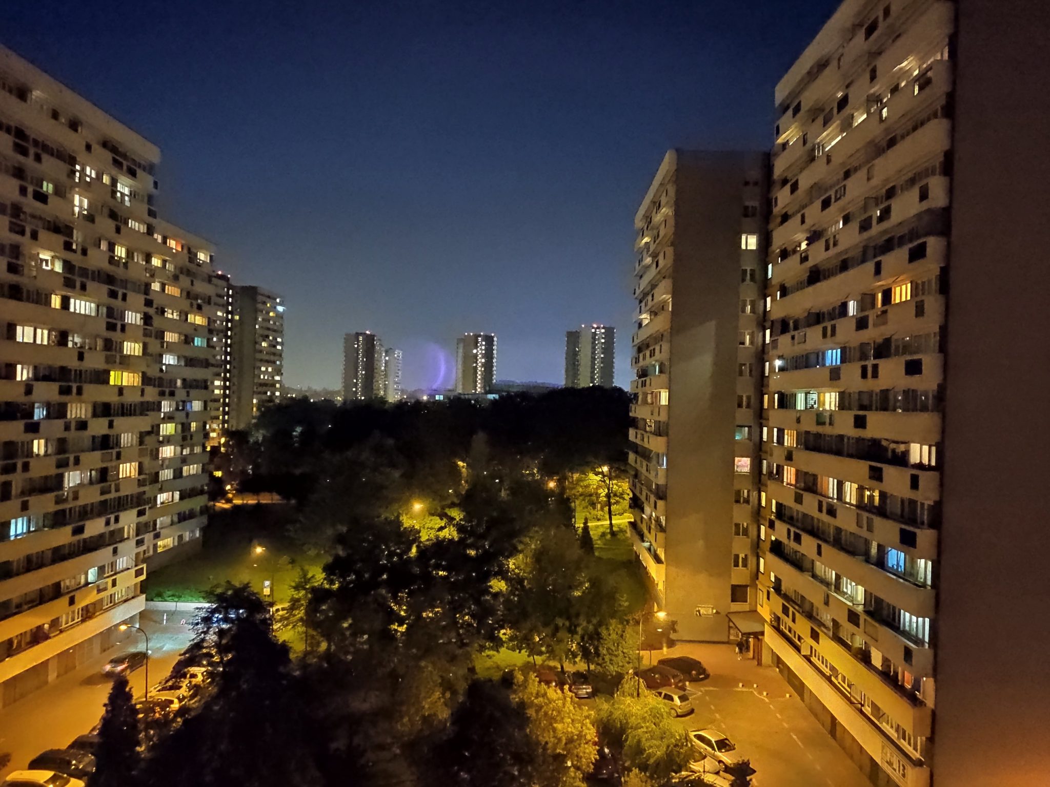 Zdjęcia nocne - Xiaomi Mi 9