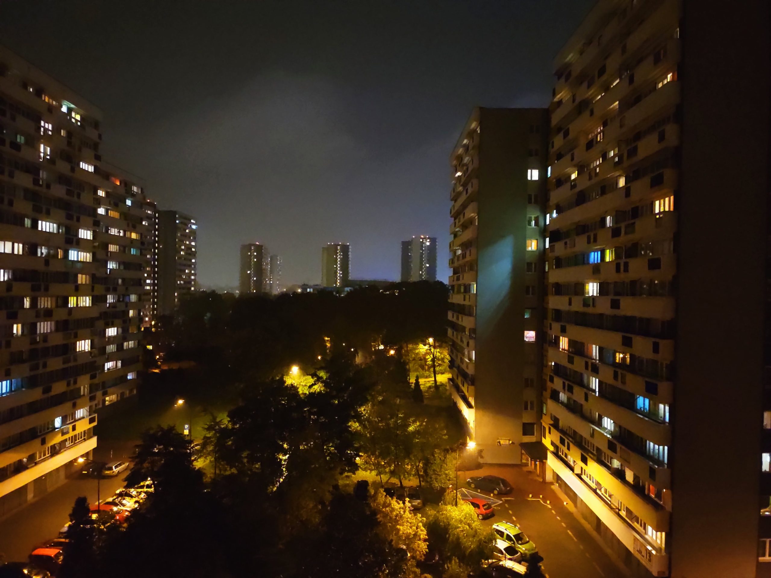 Zdjęcia nocne - Xiaomi Mi 9T