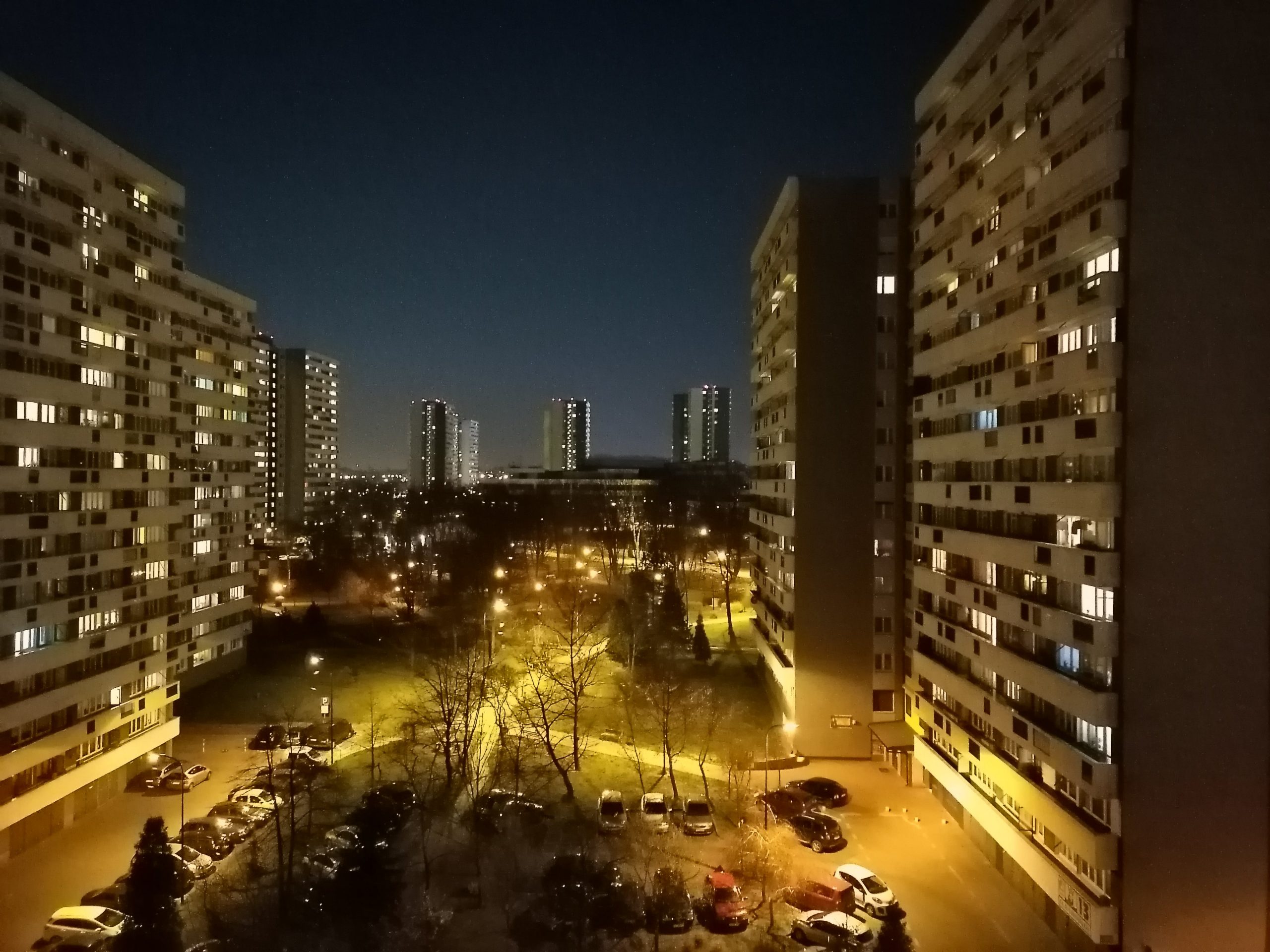 Zdjęcia nocne - Huawei P40 Lite E
