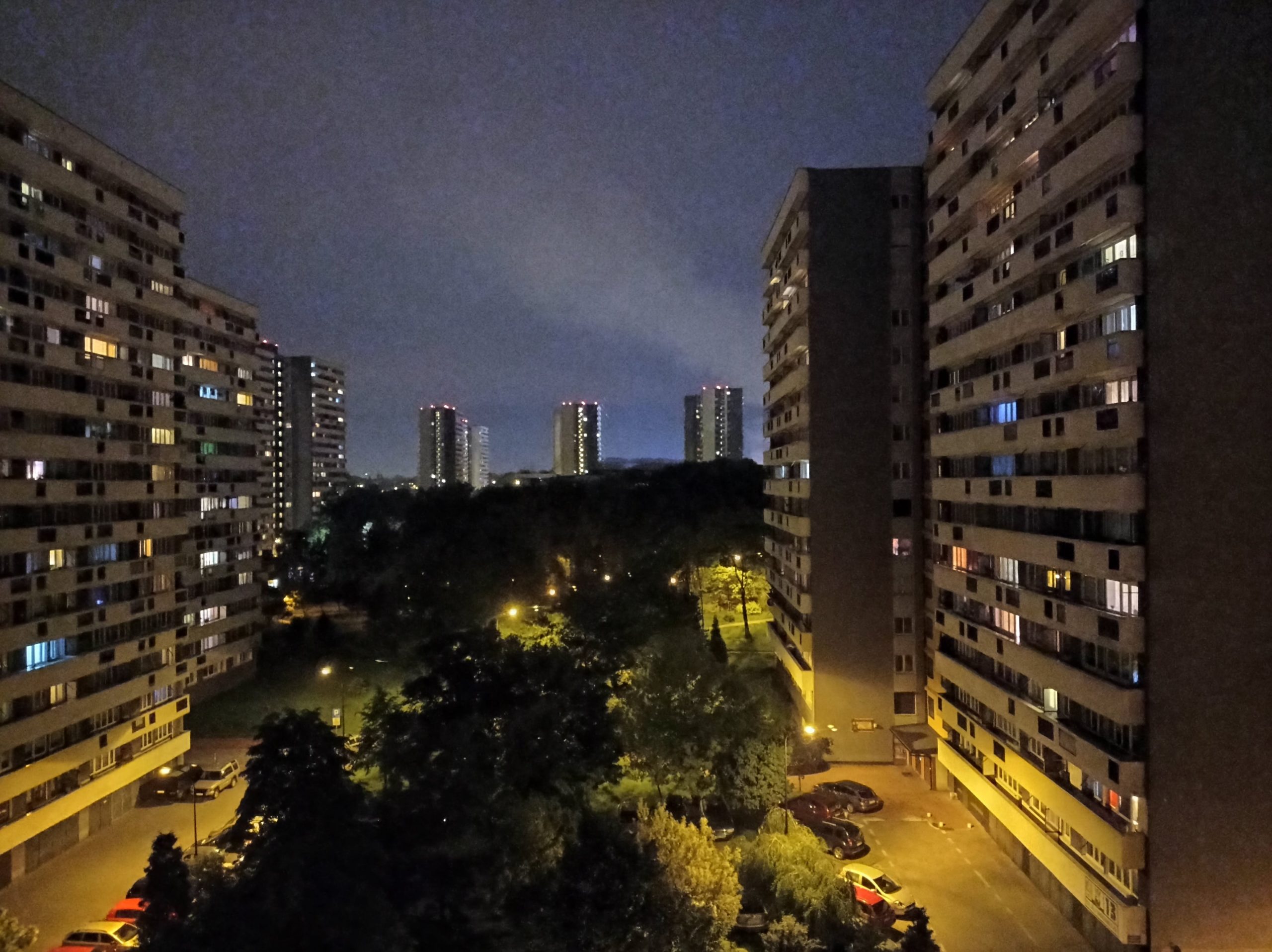 Zdjęcia nocne - Xiaomi Redmi Note 9