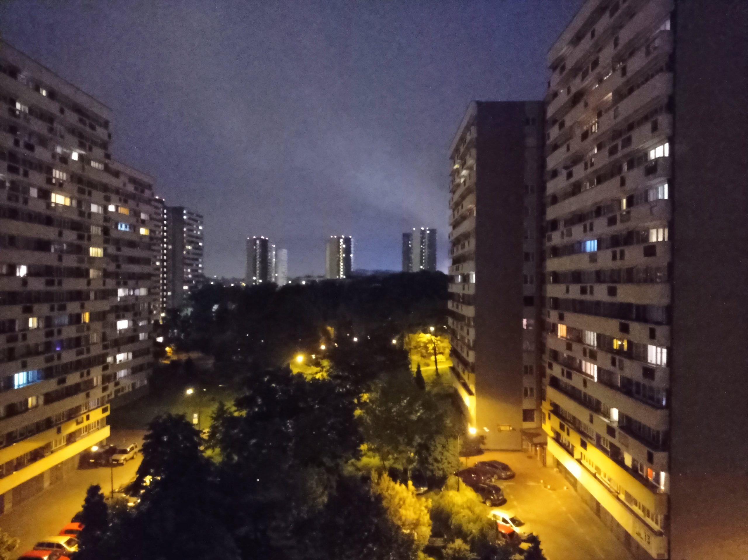 Zdjęcia nocne - Xiaomi Redmi Note 9